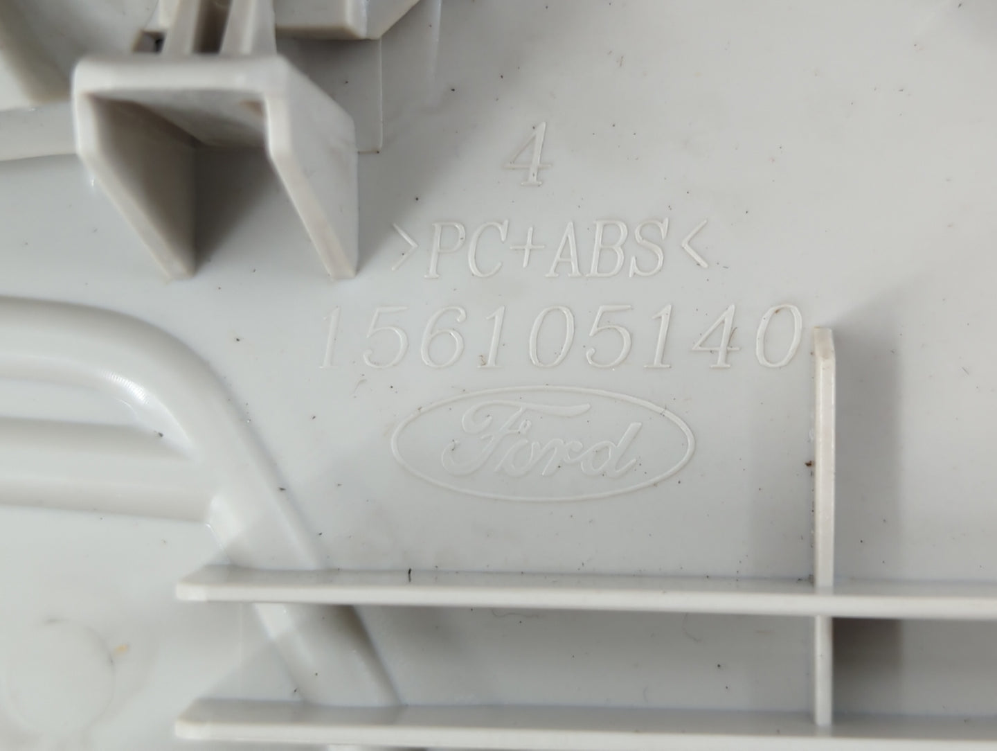 2013 Ford Escape Overhead Roof Console - Oemusedautoparts1.com