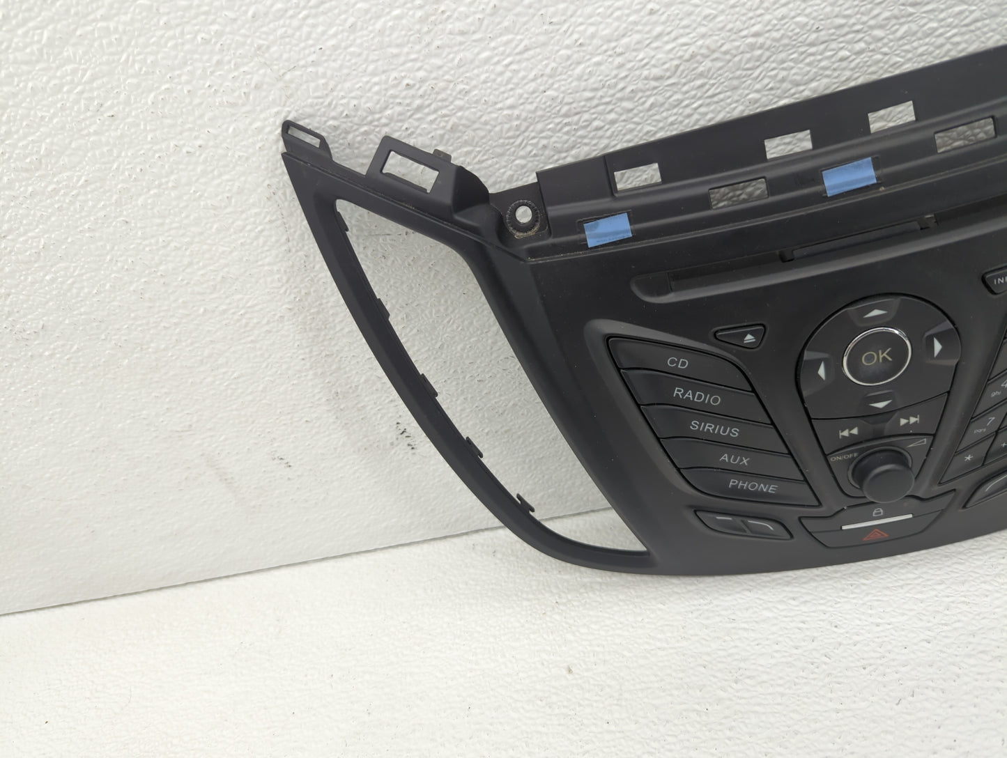 2013-2013 Ford Escape Radio Control Panel - Oemusedautoparts1.com
