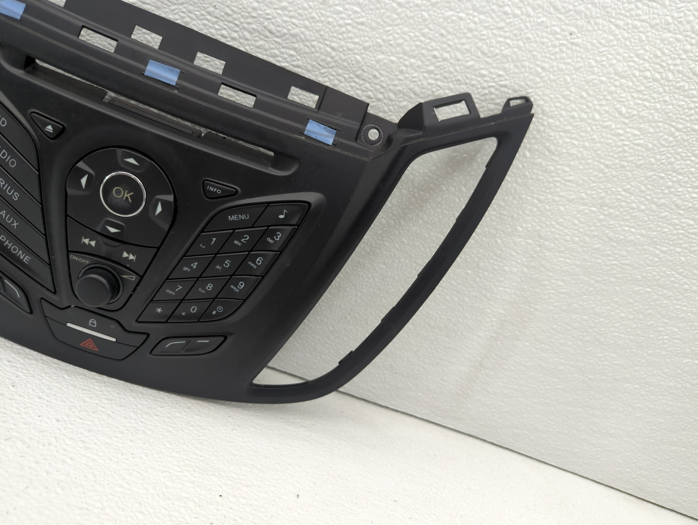 2013-2013 Ford Escape Radio Control Panel - Oemusedautoparts1.com