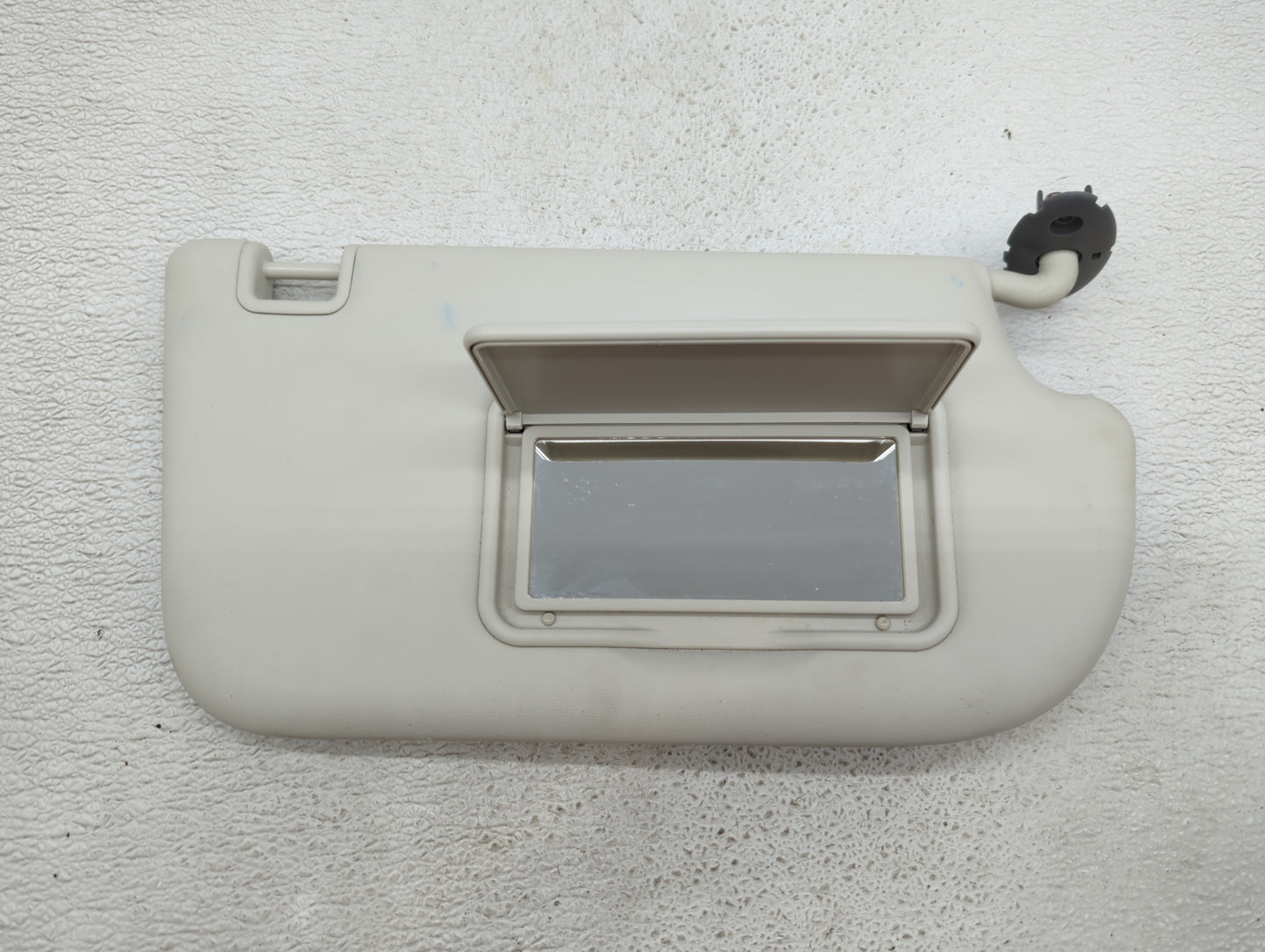 2013-2019 Ford Escape Sun Visor Shade Replacement Passenger Right Mirror Fits Fits 2013 2014 2015 2016 2017 2018 2019 OEM Us