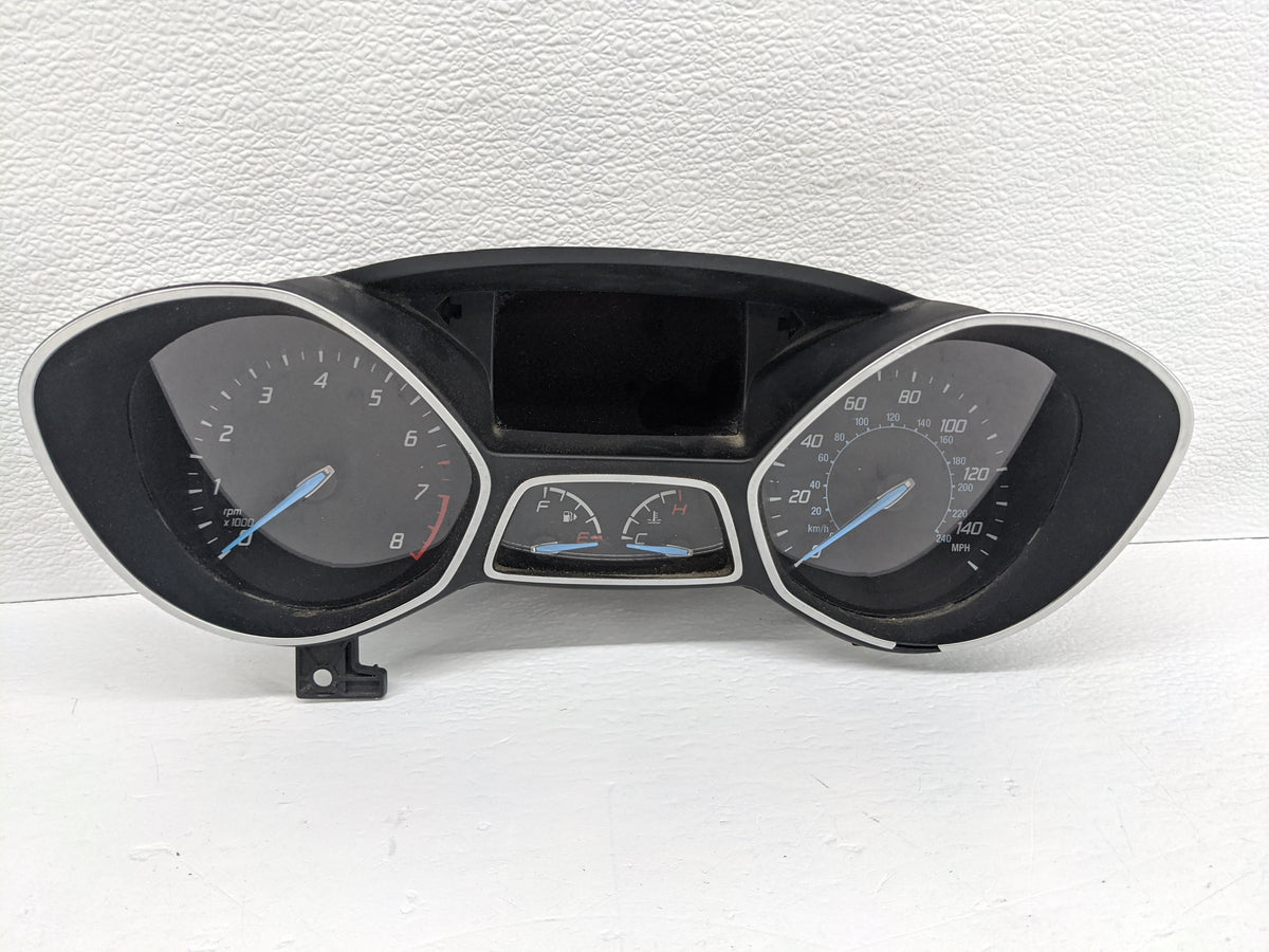 2013-2014 Ford Escape Instrument Cluster Speedometer Gauges P/N:VPCL8F-1089 5DTH33748B Miles: Fits Fits 2013 2014 OEM Used A