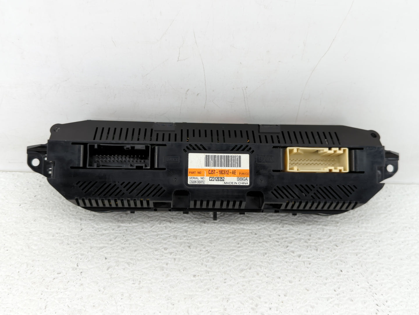 2013 Ford Escape Climate Control Module Temperature AC/Heater Replacement P/N:CJ5T-18C612-BA CJ5T-18C612-AE Fits OEM Used Au