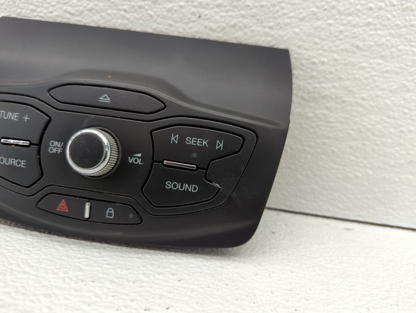 2013-2016 Ford Escape Radio Control Panel - Oemusedautoparts1.com