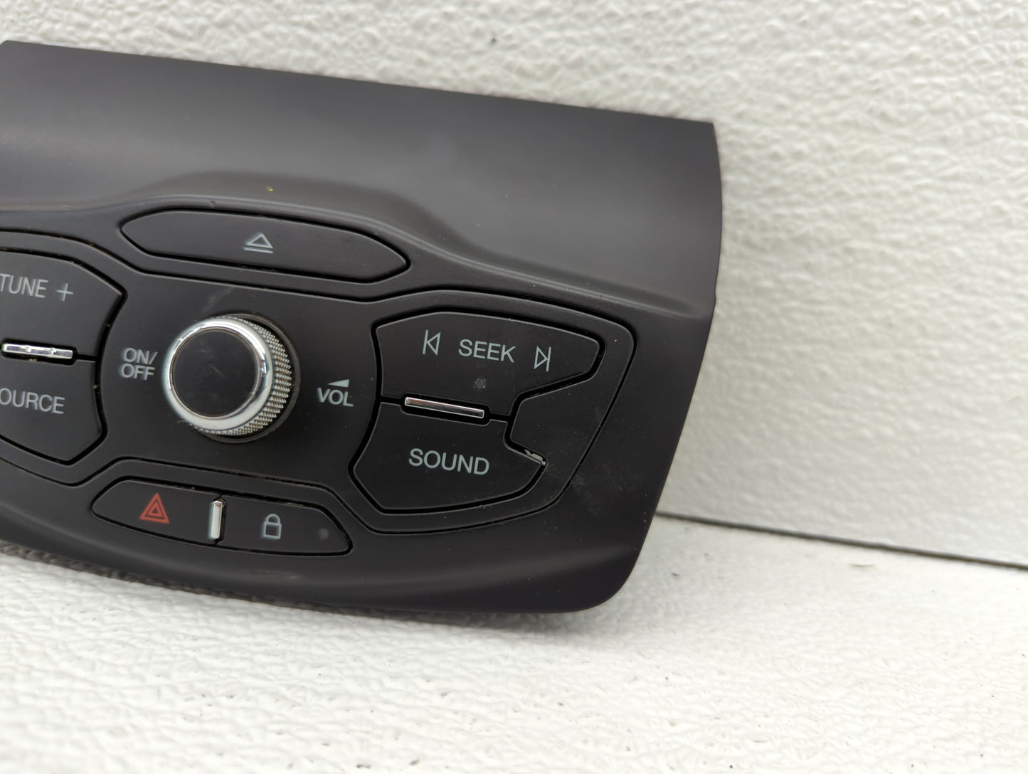 2013-2016 Ford Escape Radio Control Panel - Oemusedautoparts1.com