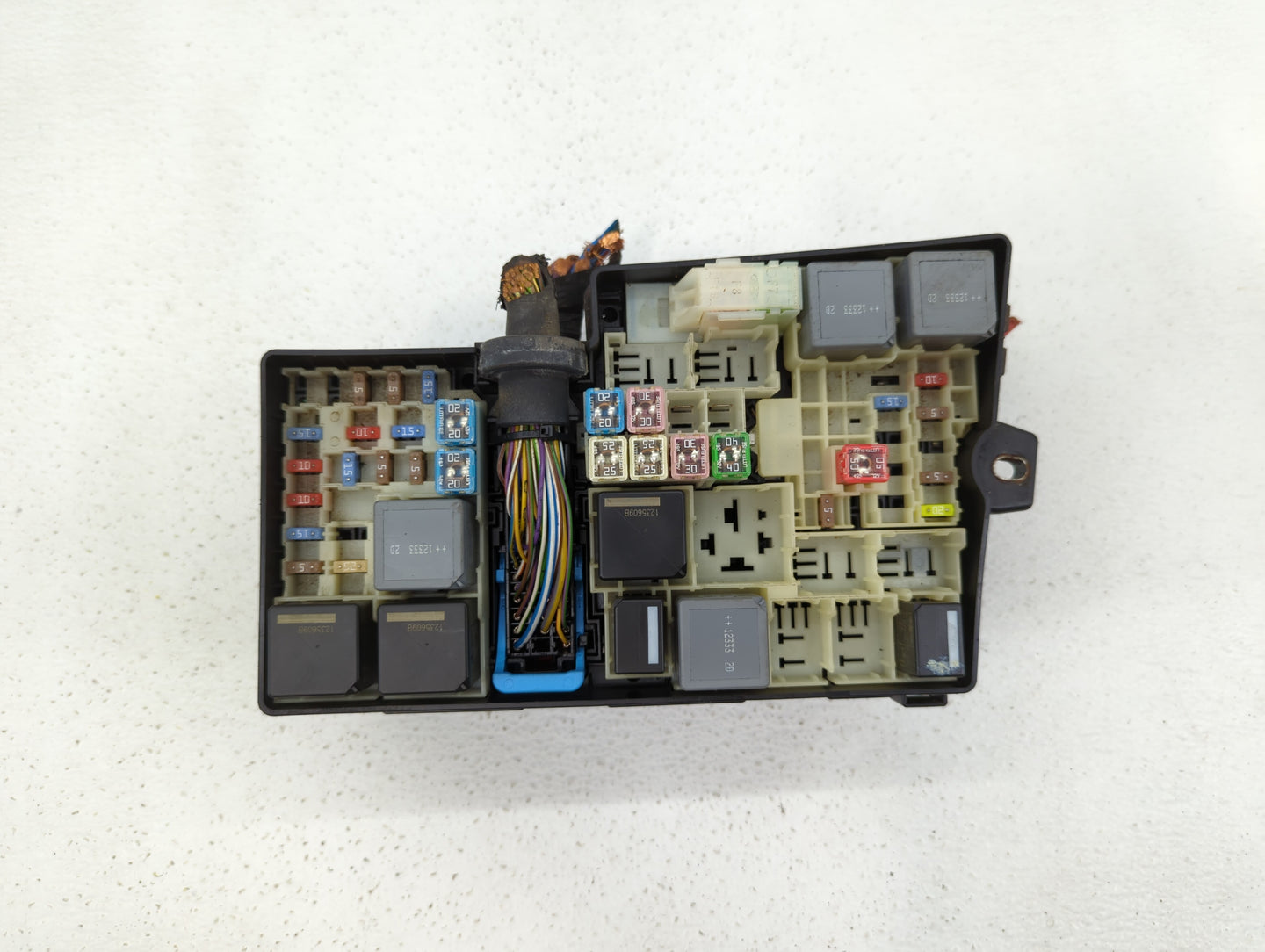 2013-2016 Ford Escape Fusebox Fuse Box Panel Relay Module P/N:AV6T-14A142-AB AV6T-14A067-AD Fits Fits 2013 2014 2015 2016 OE