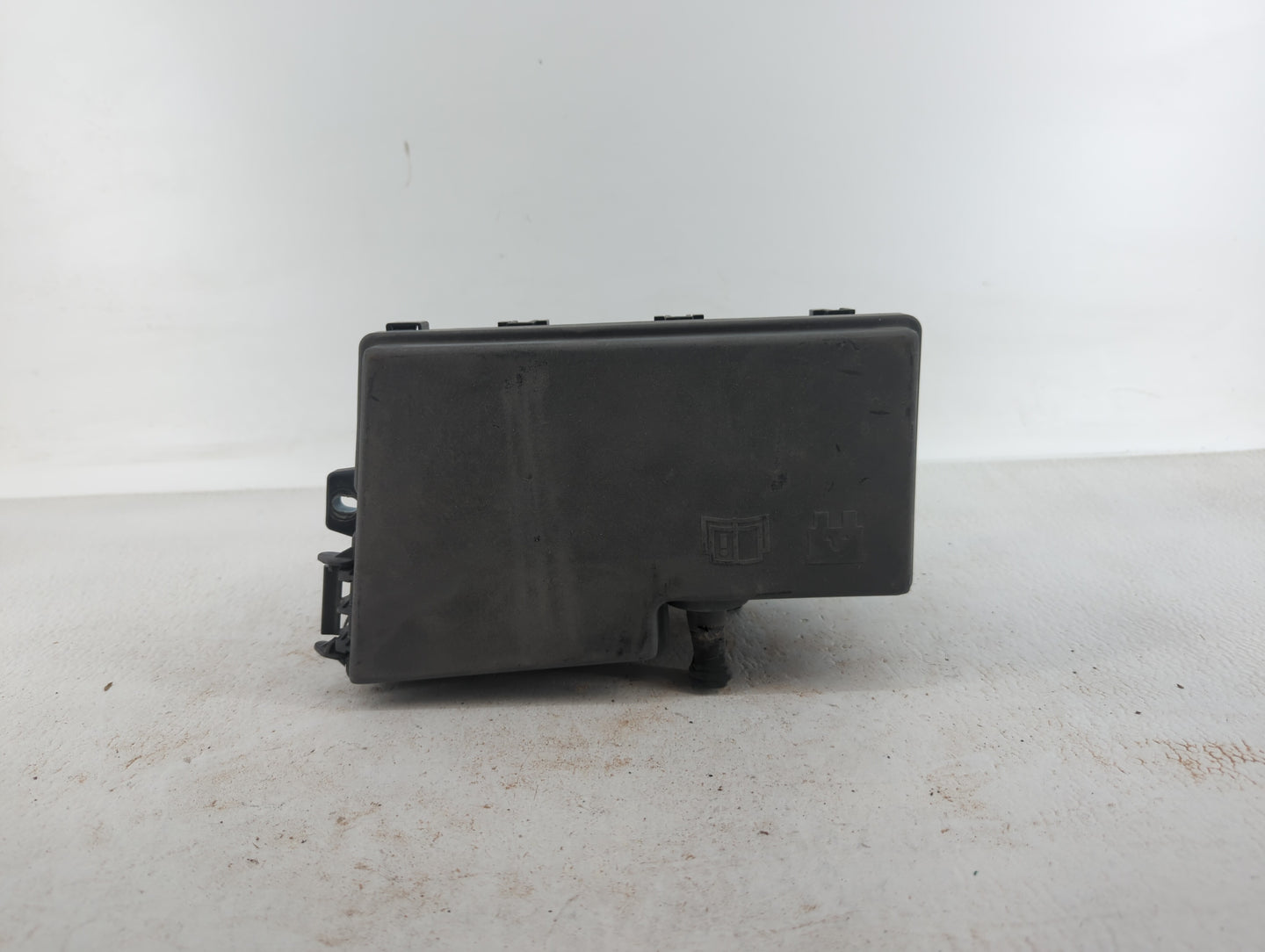 2013-2016 Ford Escape Fusebox Fuse Box Panel Relay Module P/N:AV6T-14A142-AB AV6T-14A067-AD Fits Fits 2013 2014 2015 2016 OE