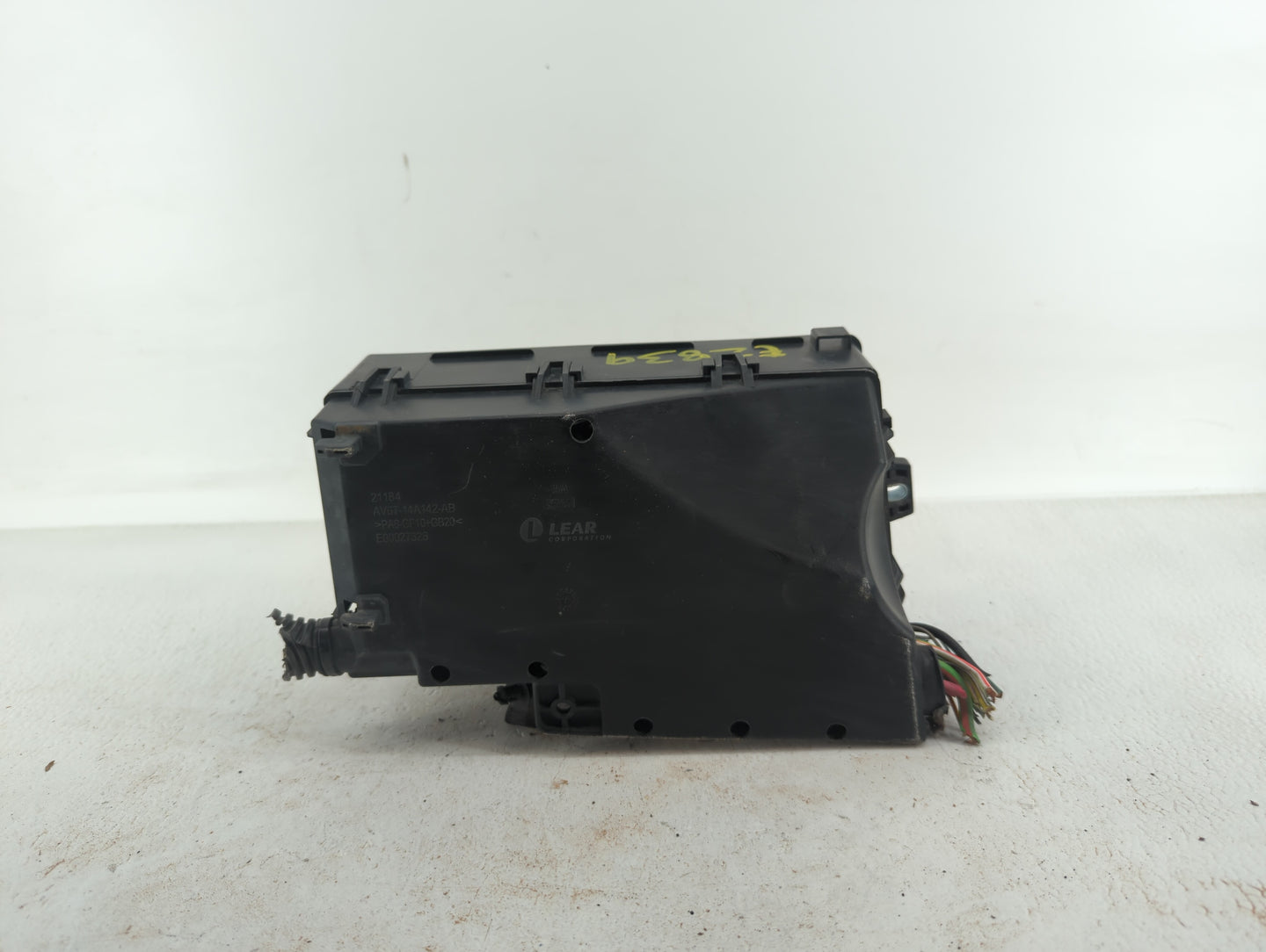 2013-2016 Ford Escape Fusebox Fuse Box Panel Relay Module P/N:AV6T-14A142-AB AV6T-14A067-AD Fits Fits 2013 2014 2015 2016 OE