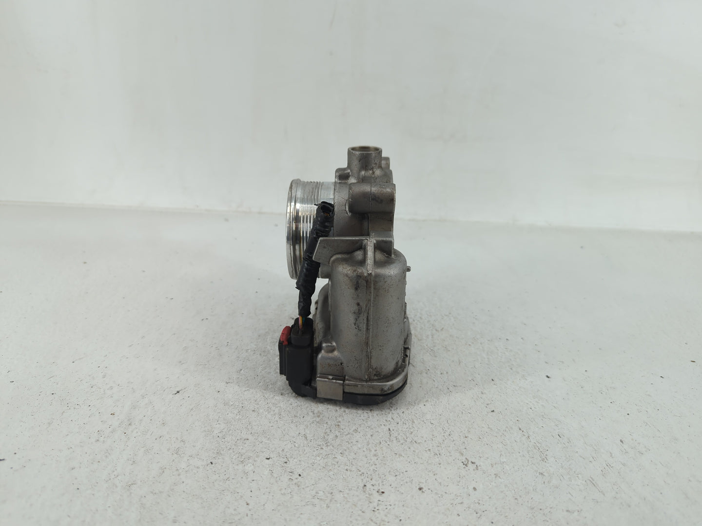 2013-2016 Ford Escape Throttle Body P/N:DS7E-9F991-BB CM5E-9F991-AD, CM5E-9F991-AC Fits Fits 2012 2013 2014 2015 2016 2017 O