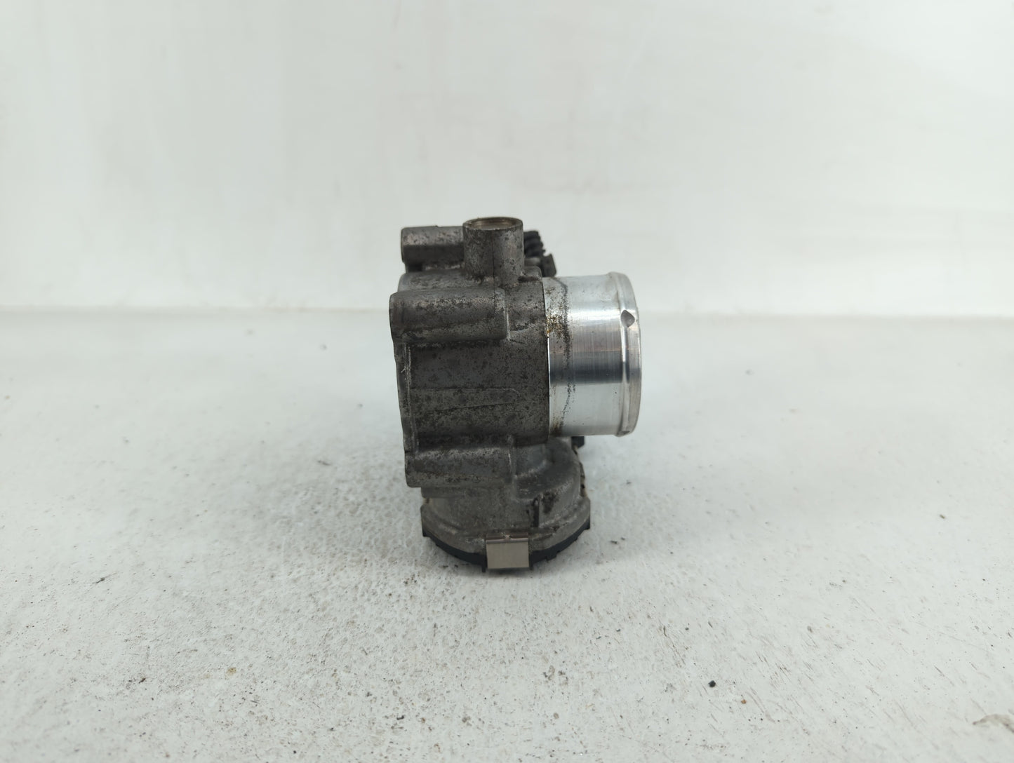 2013-2016 Ford Escape Throttle Body P/N:7S7G-9F991-CA Fits Fits 2013 2014 2015 2016 2017 2018 2019 OEM Used Auto Parts - Oem
