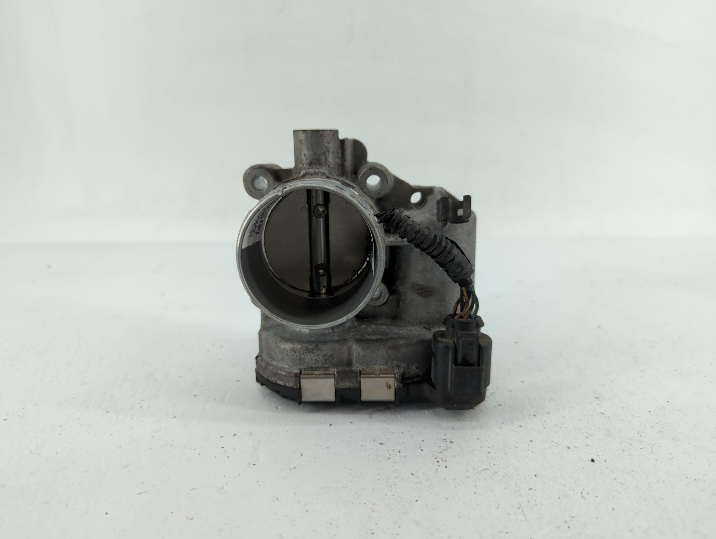 2013-2016 Ford Escape Throttle Body P/N:7S7G-9F991-CA Fits Fits 2013 2014 2015 2016 2017 2018 2019 OEM Used Auto Parts - Oem