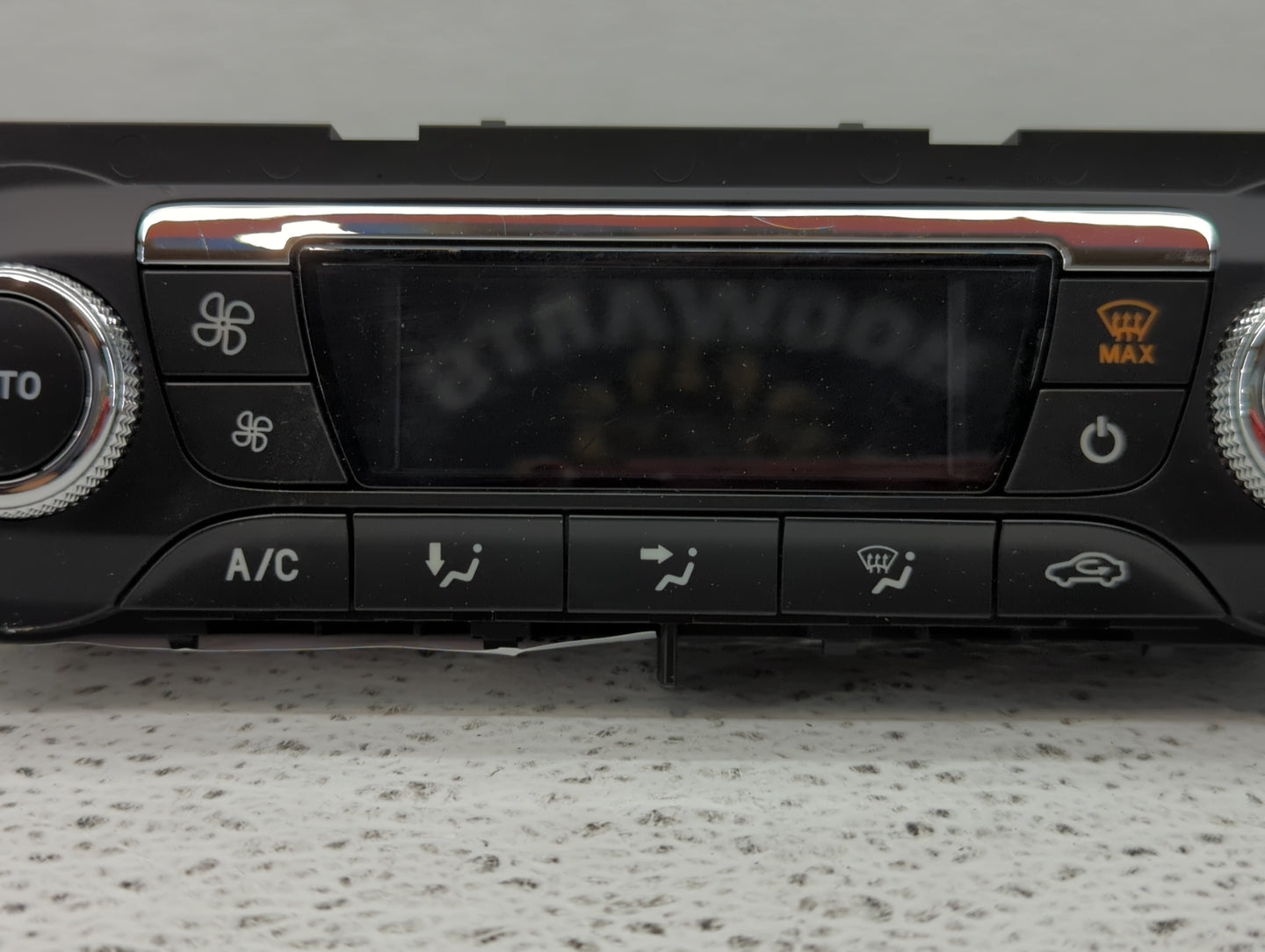 2013 Ford Escape Climate Control Module Temperature AC/Heater Replacement P/N:CJ5T-18C612-BA Fits OEM Used Auto Parts - Oemu