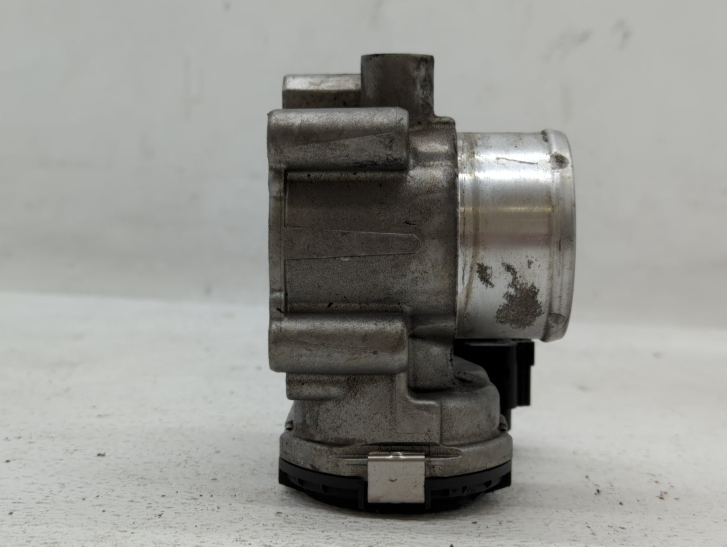 2013-2016 Ford Escape Throttle Body P/N:7S7G-9F991-CA Fits Fits 2013 2014 2015 2016 2017 2018 2019 OEM Used Auto Parts - Oem