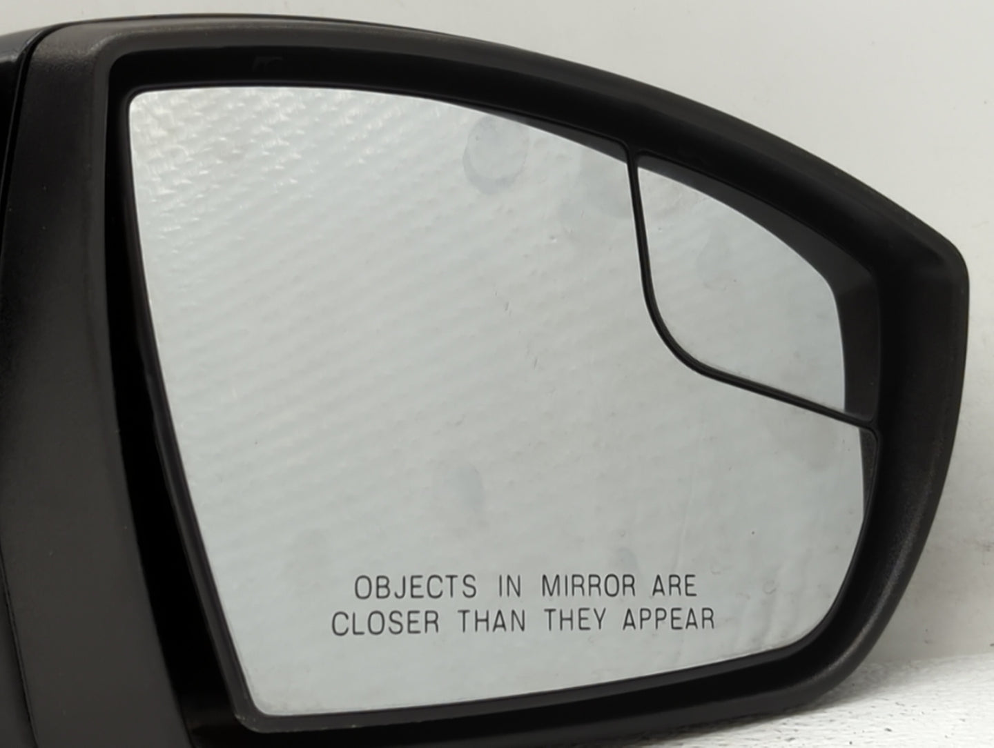 2013-2016 Ford Escape Passenger Side View Mirror - Right Door Mirror OEM Used - Oemusedautoparts1.com