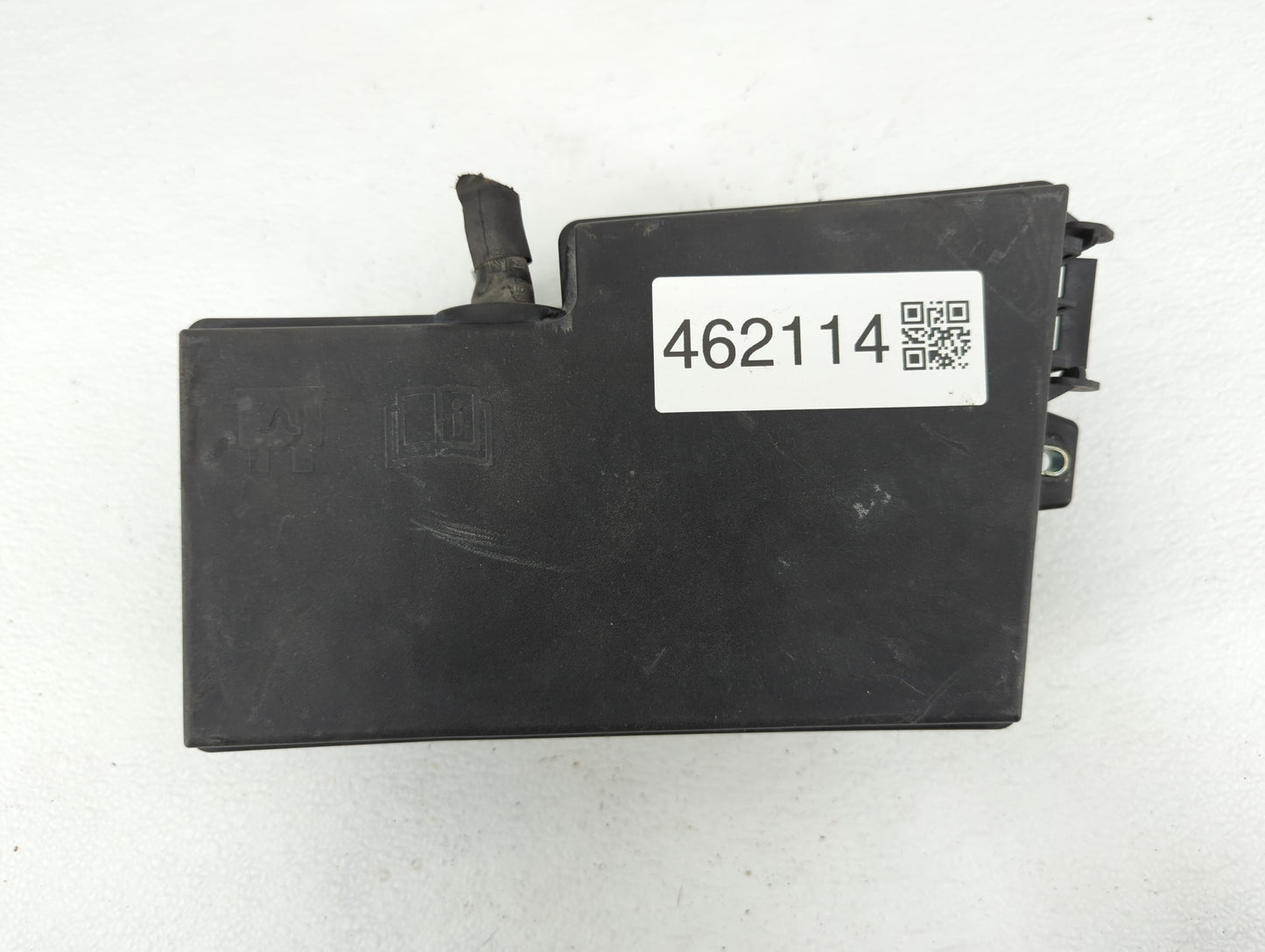 2013-2016 Ford Escape Fusebox Fuse Box Panel Relay Module P/N:AV6T-14A067-AC AV6T-14A067-AB Fits Fits 2013 2014 2015 2016 OE