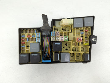 2013-2016 Ford Escape Fusebox Fuse Box Panel Relay Module P/N:AV6T-14A067-AC AV6T-14A067-AB Fits Fits 2013 2014 2015 2016 OEM Used Auto Parts