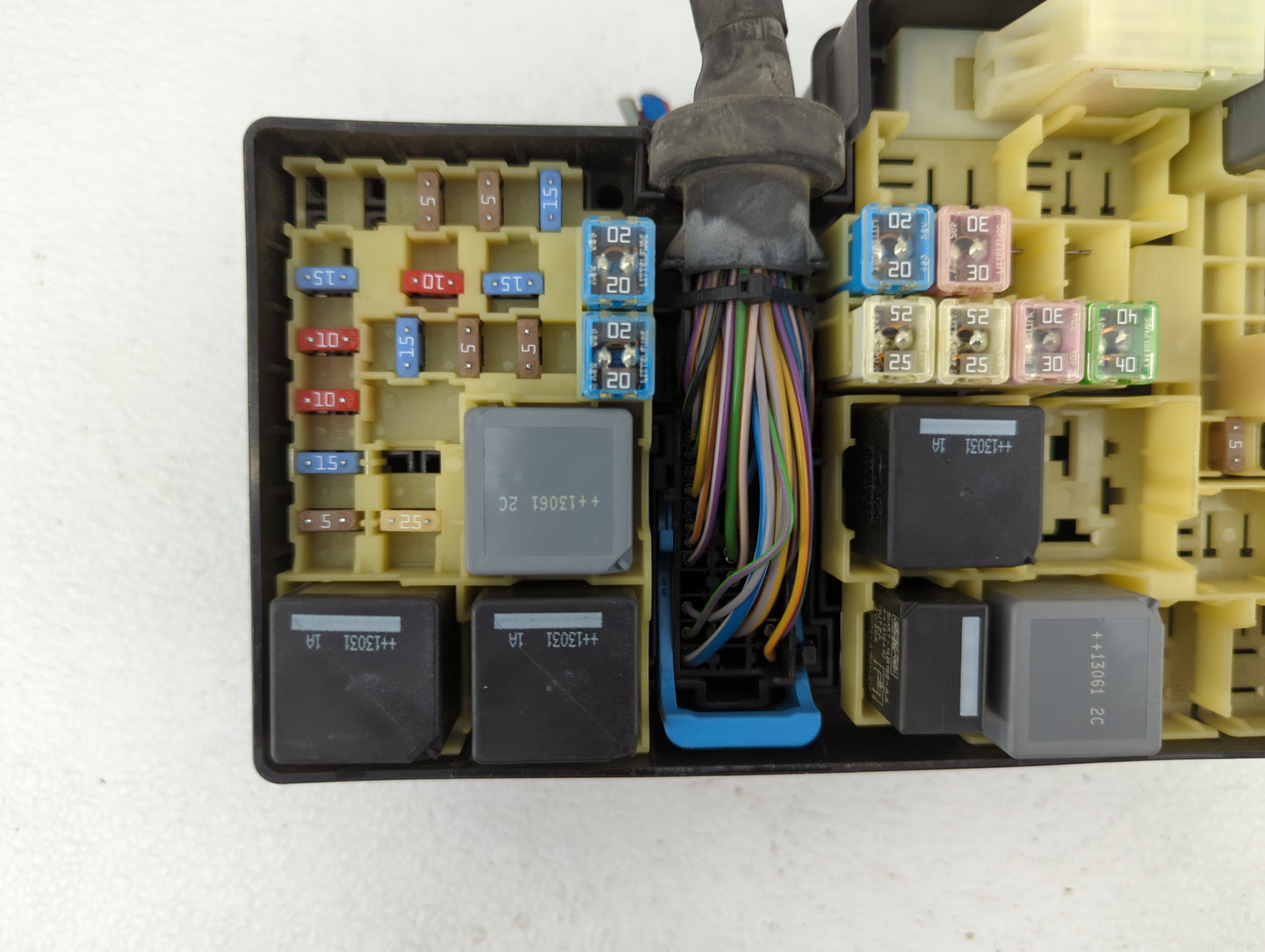 2013-2016 Ford Escape Fusebox Fuse Box Panel Relay Module P/N:AV6T-14A067-AC AV6T-14A067-AB Fits Fits 2013 2014 2015 2016 OE