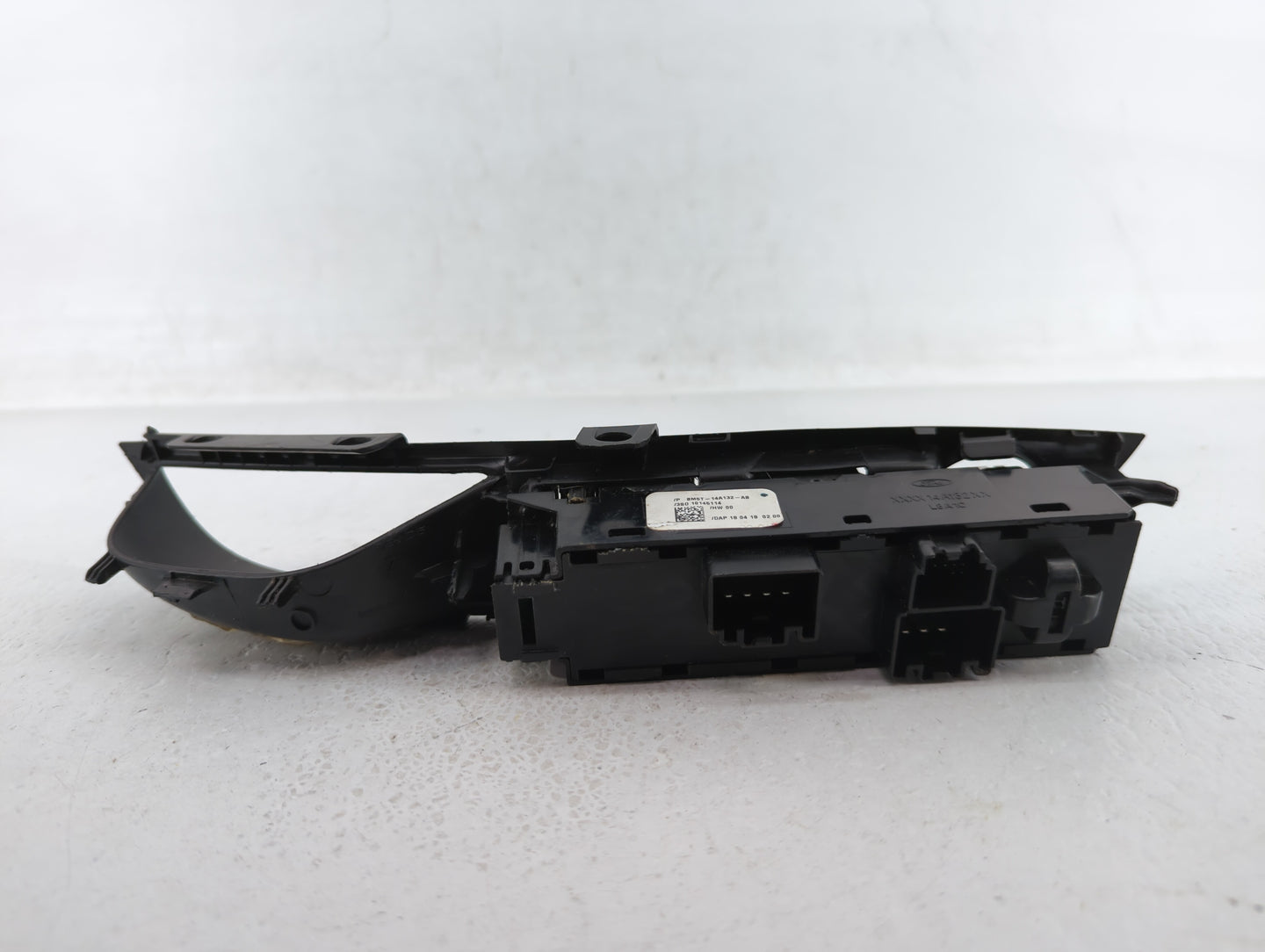 2013-2019 Ford Escape Master Power Window Switch Replacement Driver Side Left P/N:BM5T-14A132-AB Fits OEM Used Auto Parts - 