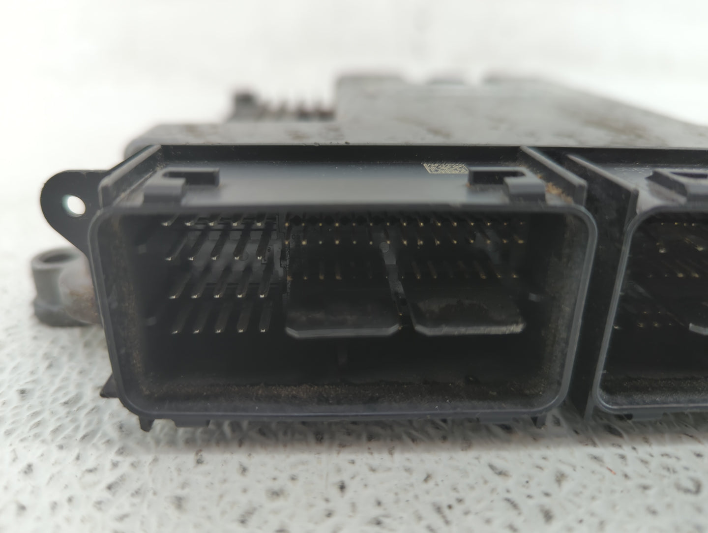 2013 Ford Escape PCM Engine Control Computer ECU ECM PCU OEM P/N:FJ5A-12B684-BA FJ5A-12A650-DC, CV6A-12B684-CA Fits OEM Used