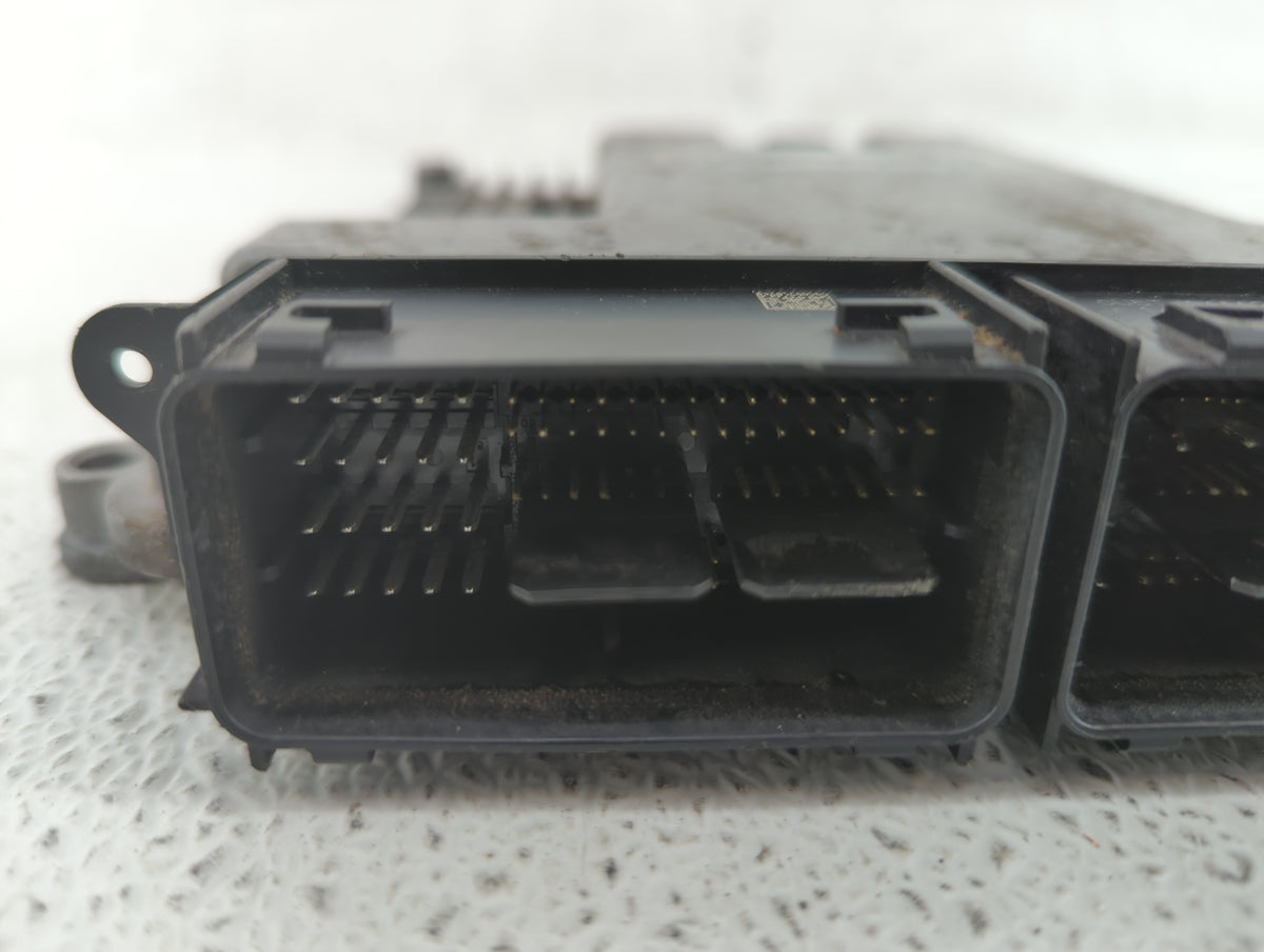 2013-2015 Ford Escape PCM Engine Control Computer ECU ECM PCU OEM P/N:FJ5A-12B684-BA FJ5A-12A650-DC Fits Fits 2013 2014 2015