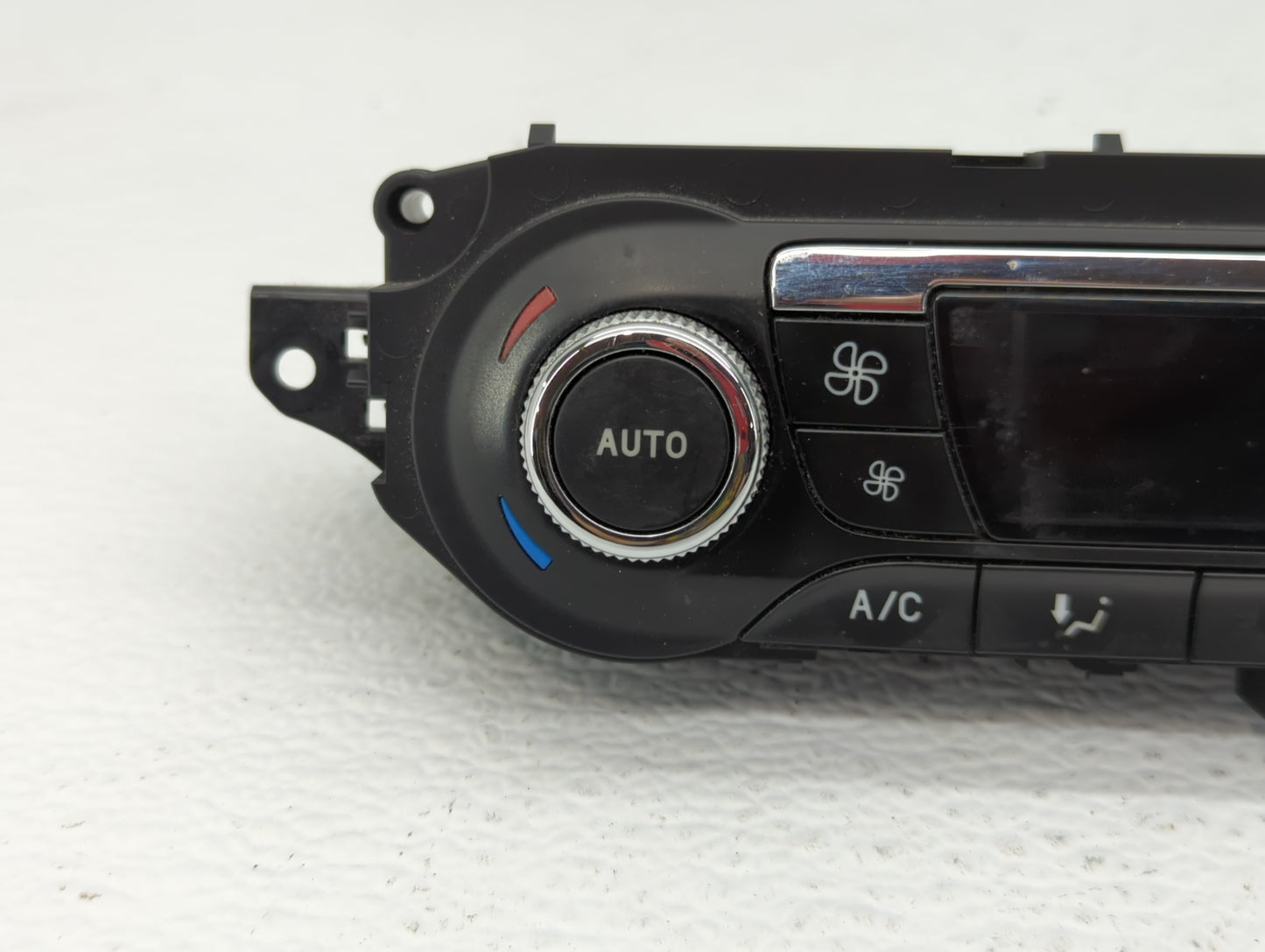2013-2015 Ford Escape Climate Control Module Temperature AC/Heater Replacement P/N:CJ5T-18C612-BA CJ5T-18C612-BC Fits OEM Us