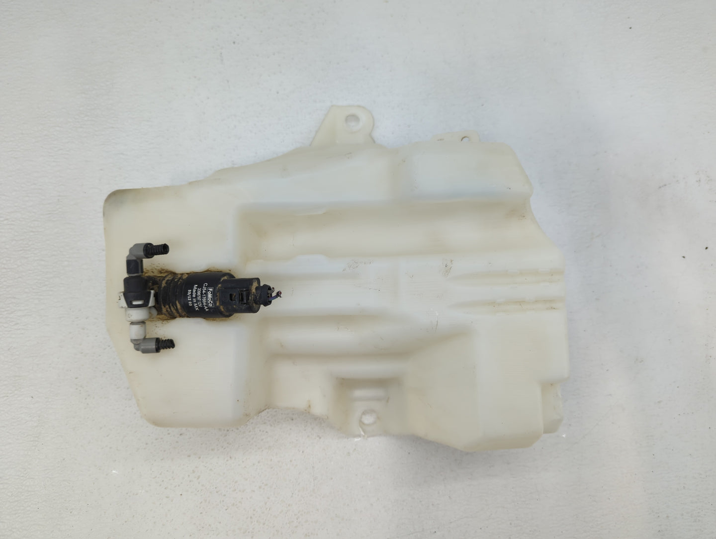2013-2014 Ford Escape Windshield Washer Fluid Reservoir Bottle Oem - Oemusedautoparts1.com
