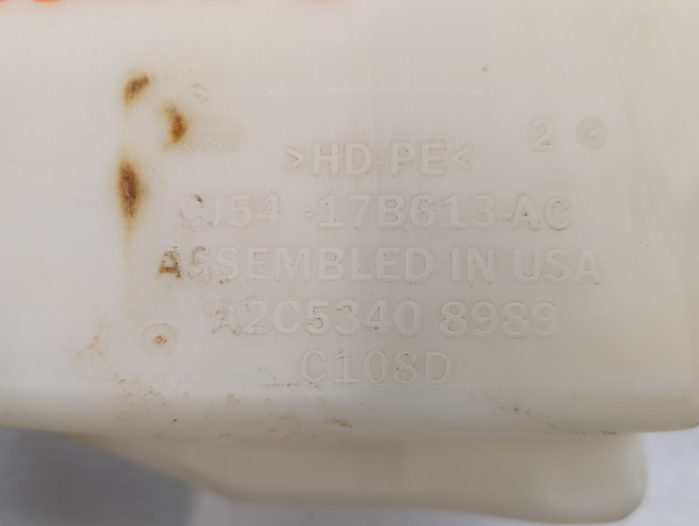 2013-2014 Ford Escape Windshield Washer Fluid Reservoir Bottle Oem - Oemusedautoparts1.com