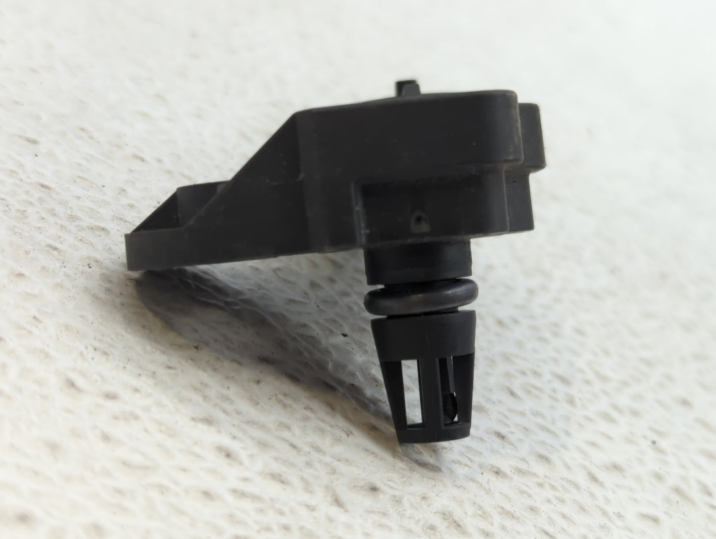 2013 Ford Escape Mass Air Flow Meter Maf - Oemusedautoparts1.com