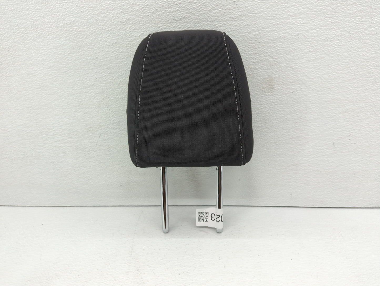2013-2015 Ford Escape Headrest Head Rest Front Driver Passenger Seat - Oemusedautoparts1.com