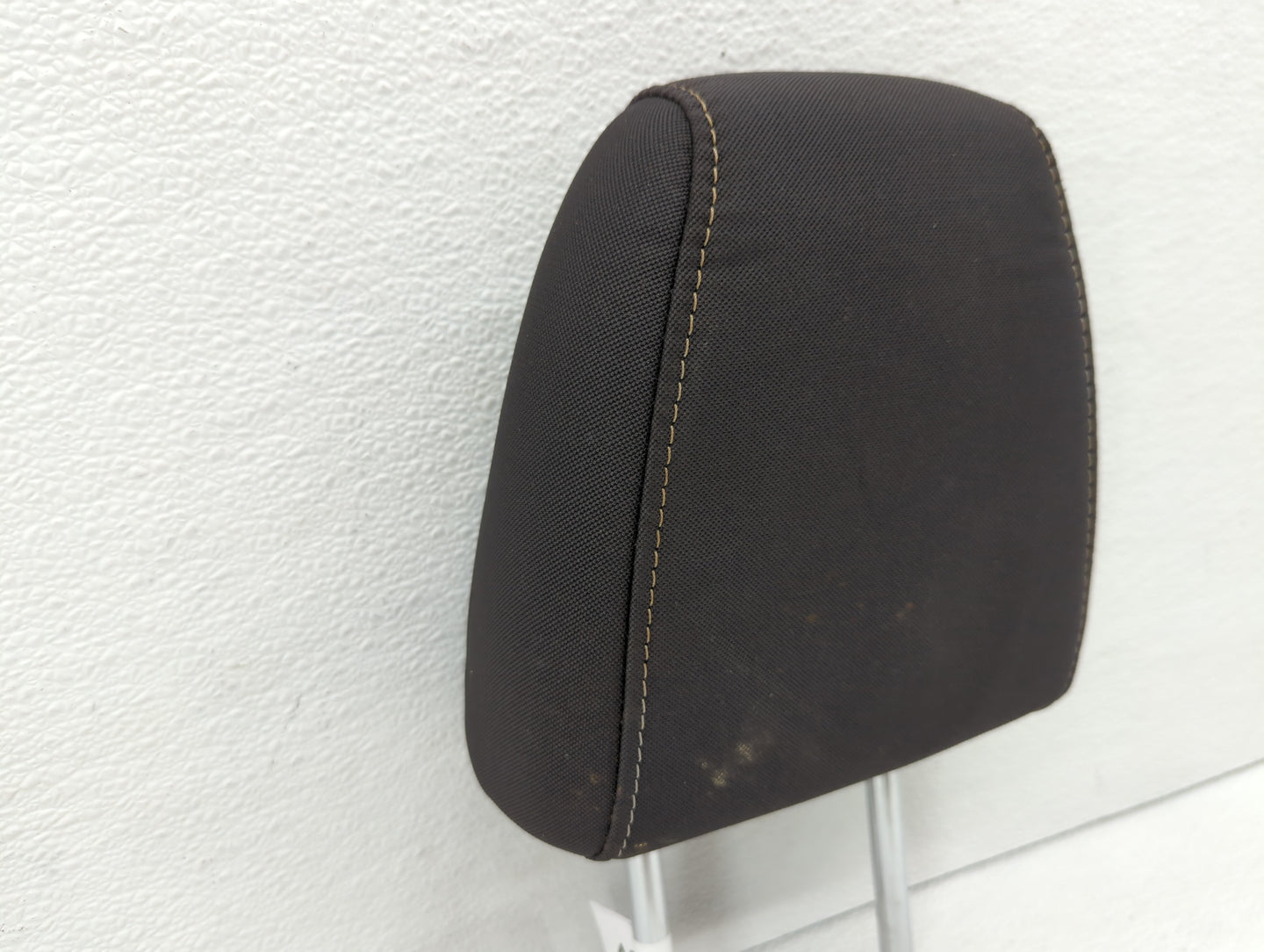 2013-2015 Ford Escape Headrest Head Rest Front Driver Passenger Seat - Oemusedautoparts1.com