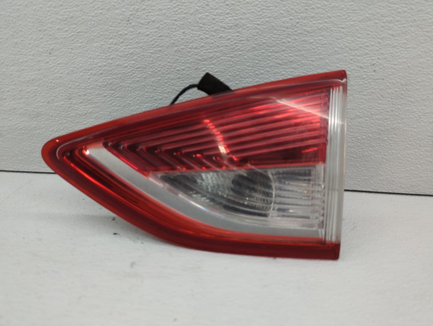 2013-2016 Ford Escape Tail Light Assembly Passenger Right OEM P/N:J5X-15515-A Fits Fits 2013 2014 2015 2016 OEM Used Auto Pa