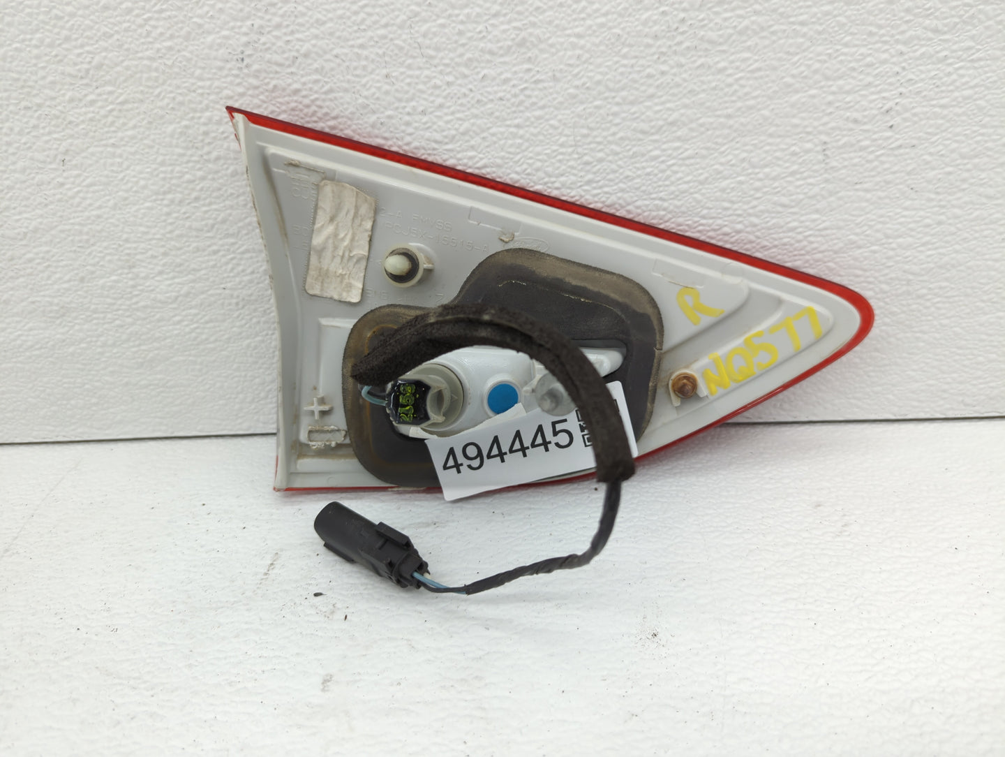 2013-2016 Ford Escape Tail Light Assembly Passenger Right OEM P/N:J5X-15515-A Fits Fits 2013 2014 2015 2016 OEM Used Auto Pa