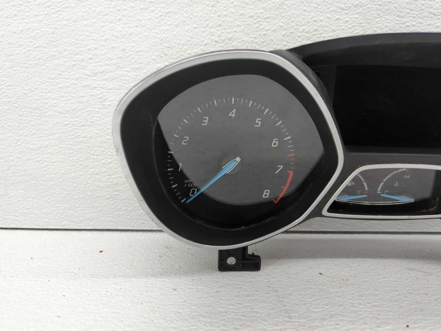 2013 Ford Escape Instrument Cluster Speedometer Gauges Fits OEM Used Auto Parts - Oemusedautoparts1.com