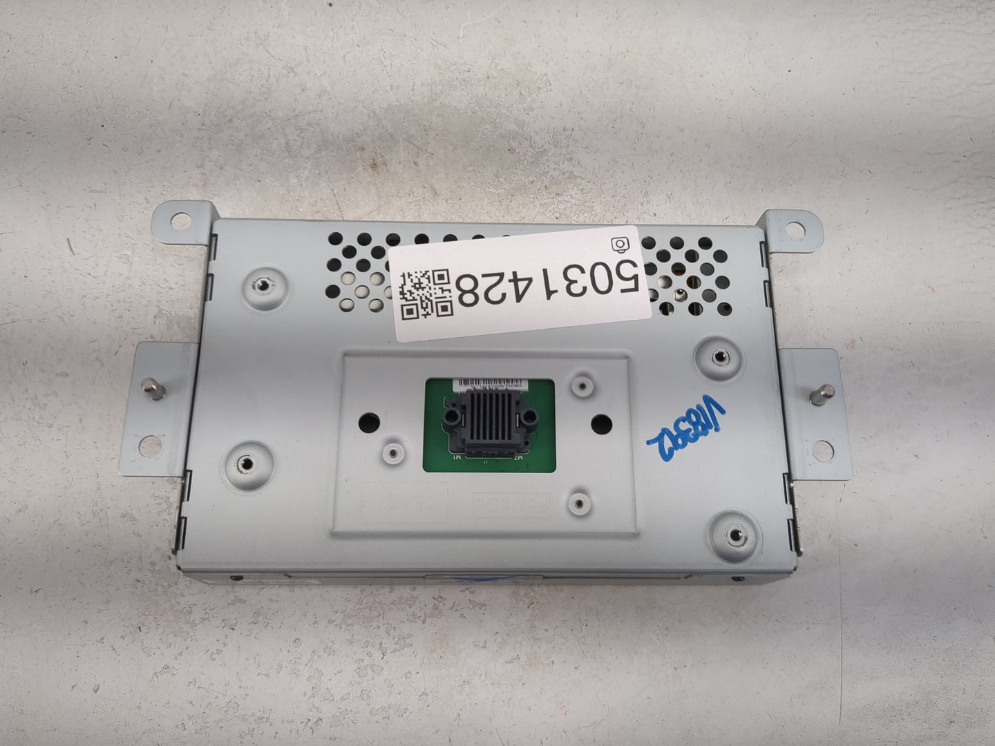 2013-2014 Ford Escape Information Display Screen 5031428 - Oemusedautoparts1.com