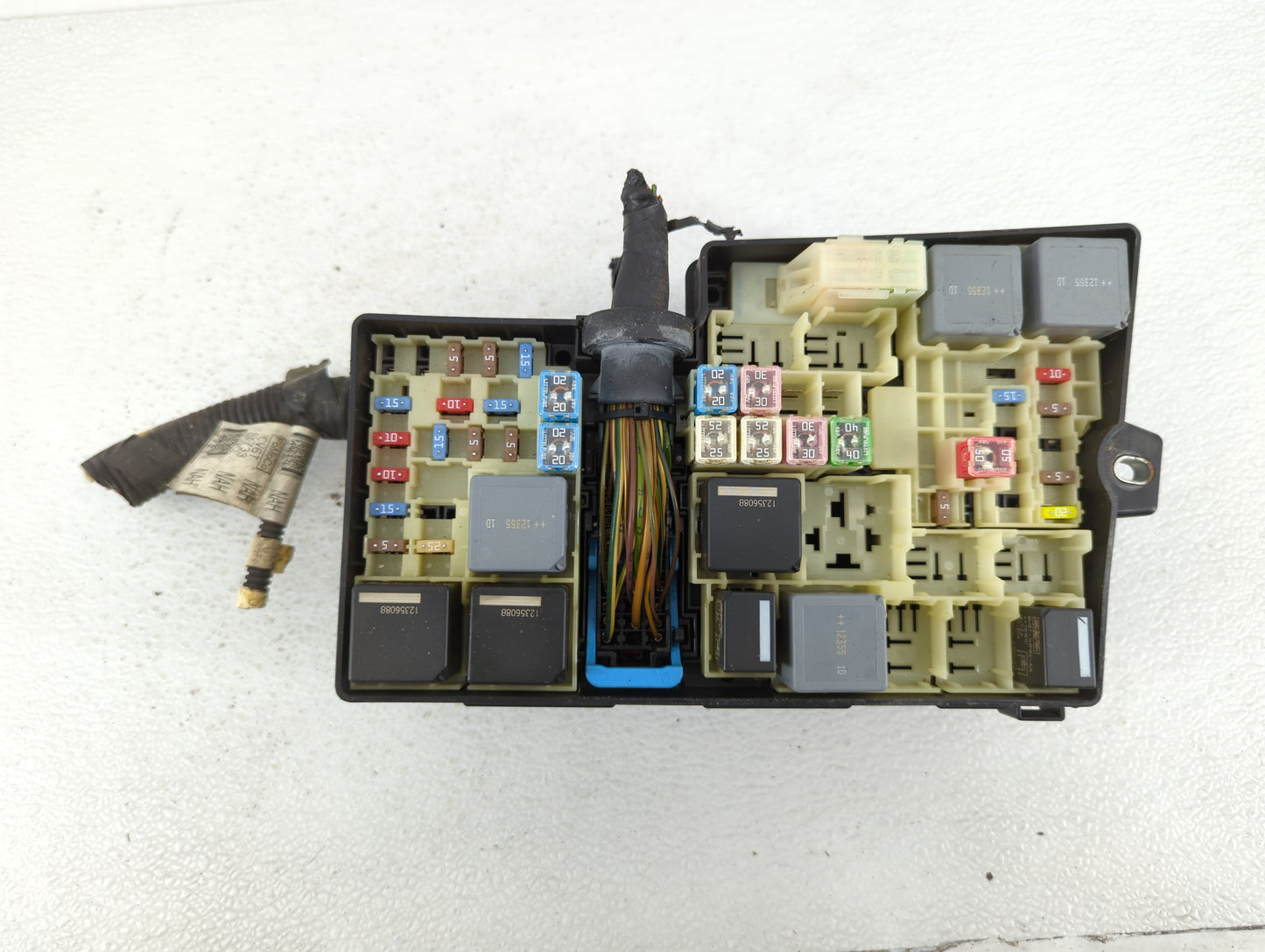 2013-2016 Ford Escape Fusebox Fuse Box Panel Relay Module P/N:CV6T-14K733-R5 AV6T-14A067-AD Fits Fits 2013 2014 2015 2016 OE