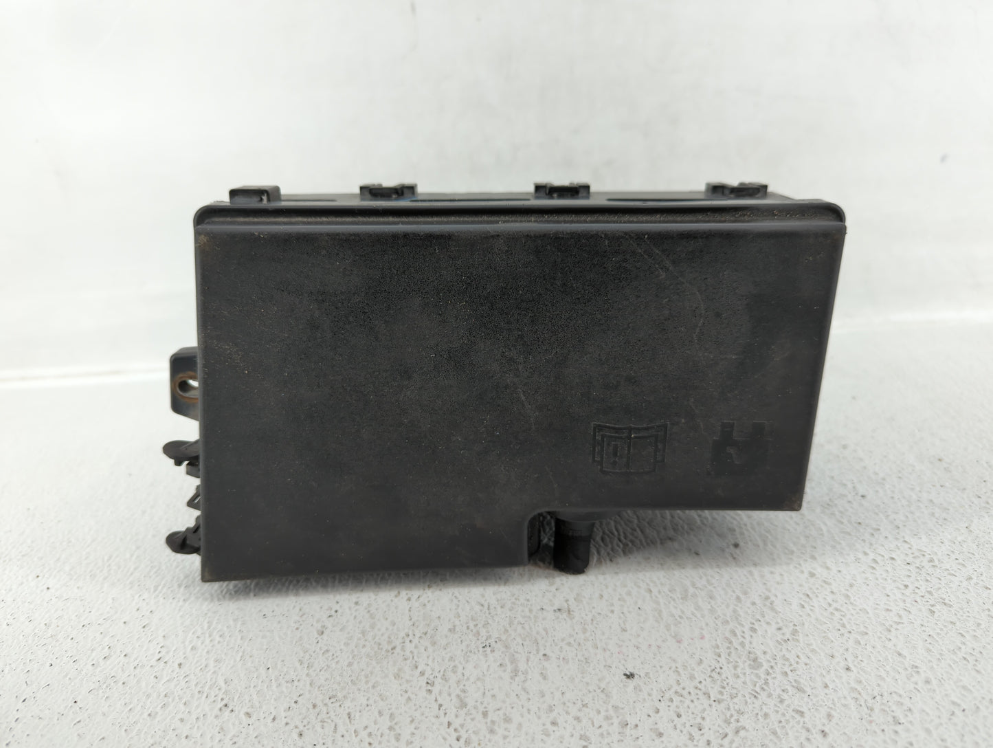 2013-2016 Ford Escape Fusebox Fuse Box Panel Relay Module P/N:AV6T-14A067-AD AV6T-14A067-AC Fits Fits 2013 2014 2015 2016 OE