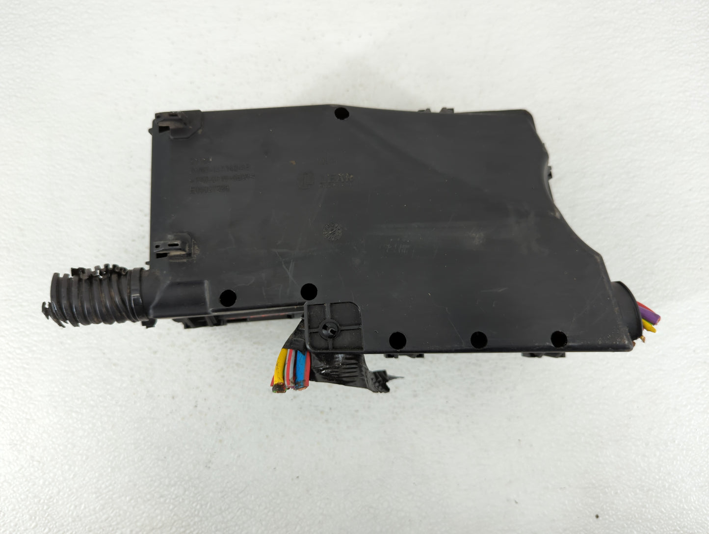 2013 Ford Escape Fusebox Fuse Box Panel Relay Module P/N:AV6T-14A067-AC Fits OEM Used Auto Parts - Oemusedautoparts1.com