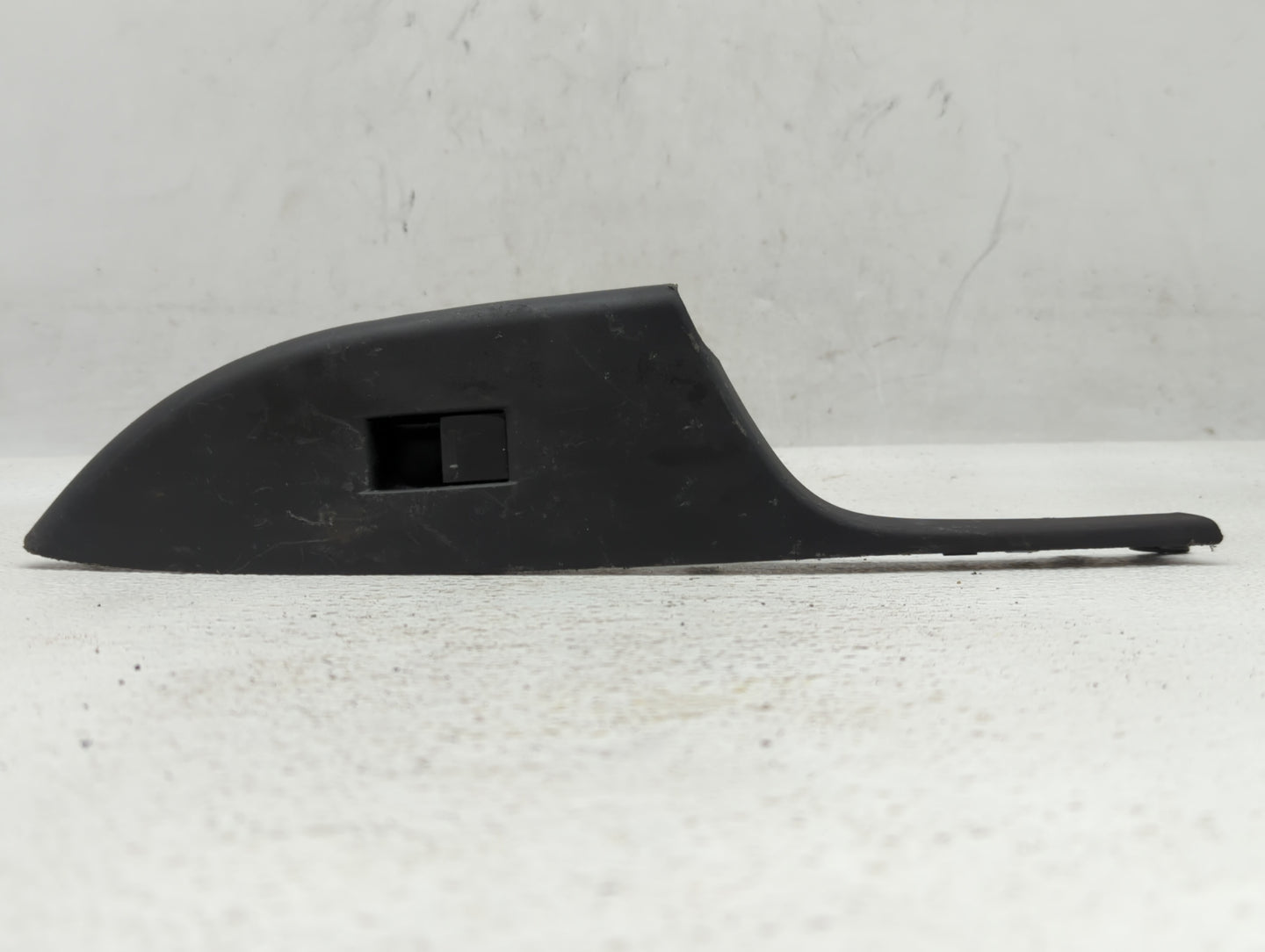 2013 Ford Escape Passenger Right Power Window Switch 83791-t2a-a010 - Oemusedautoparts1.com