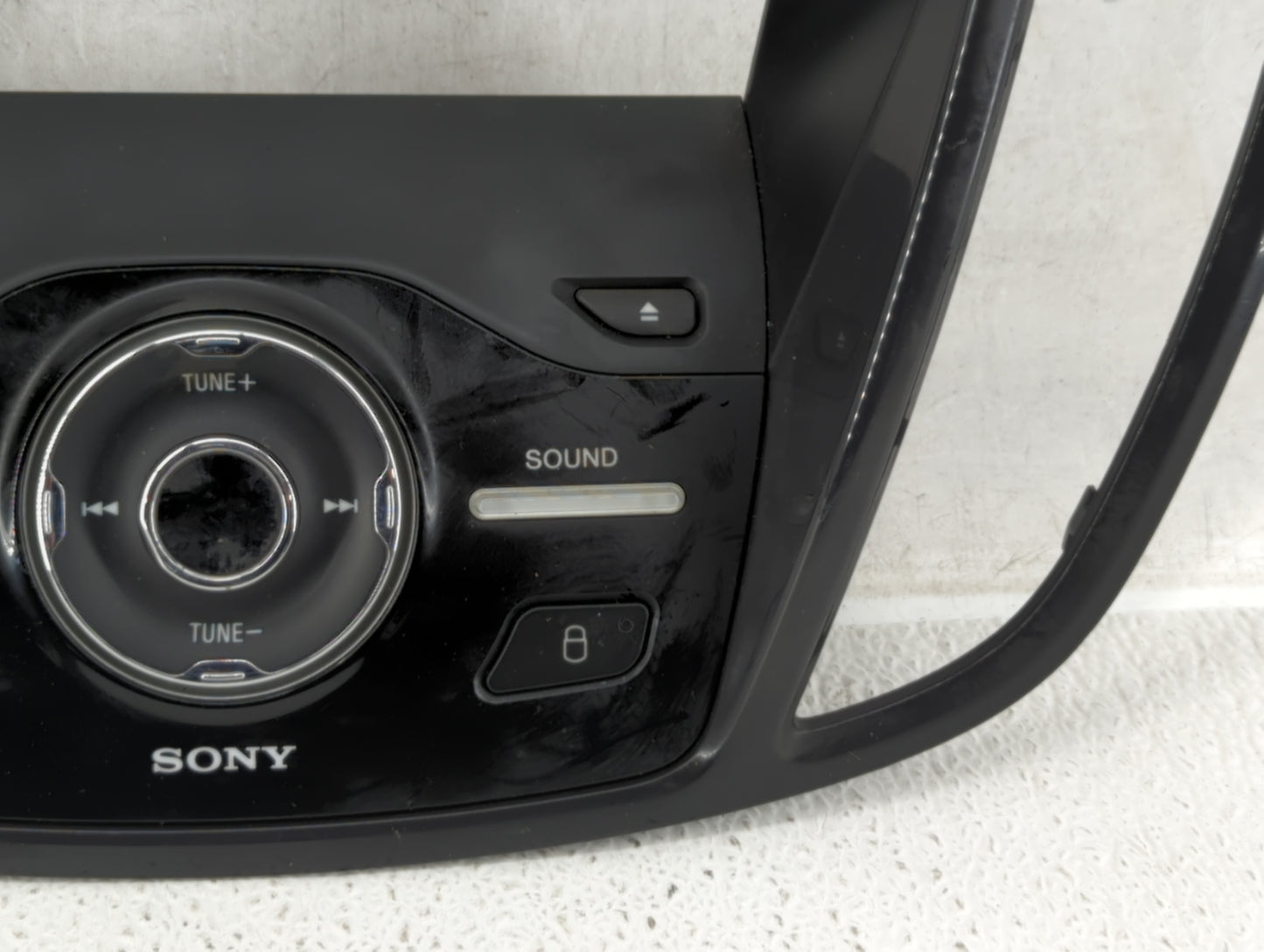 2013-2016 Ford Escape Radio AM FM Cd Player Receiver Replacement P/N:CJ54 18835 CD3BA8 Fits Fits 2013 2014 2015 2016 OEM Use