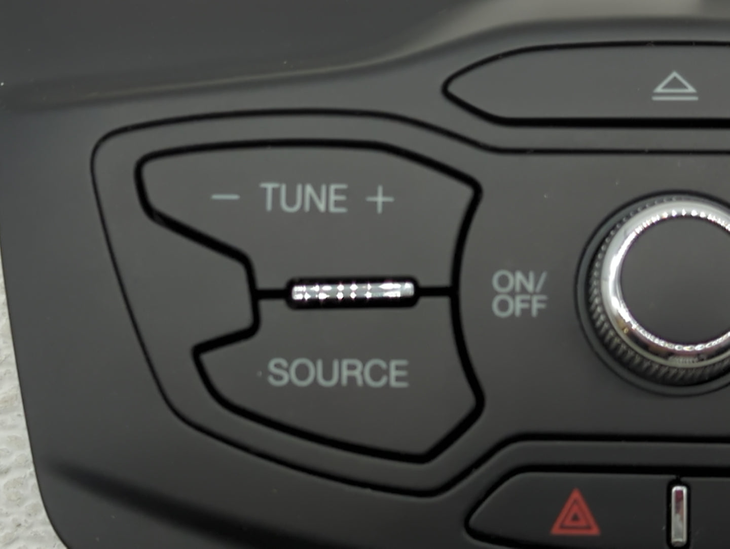 2013-2016 Ford Escape Radio Control Panel - Oemusedautoparts1.com