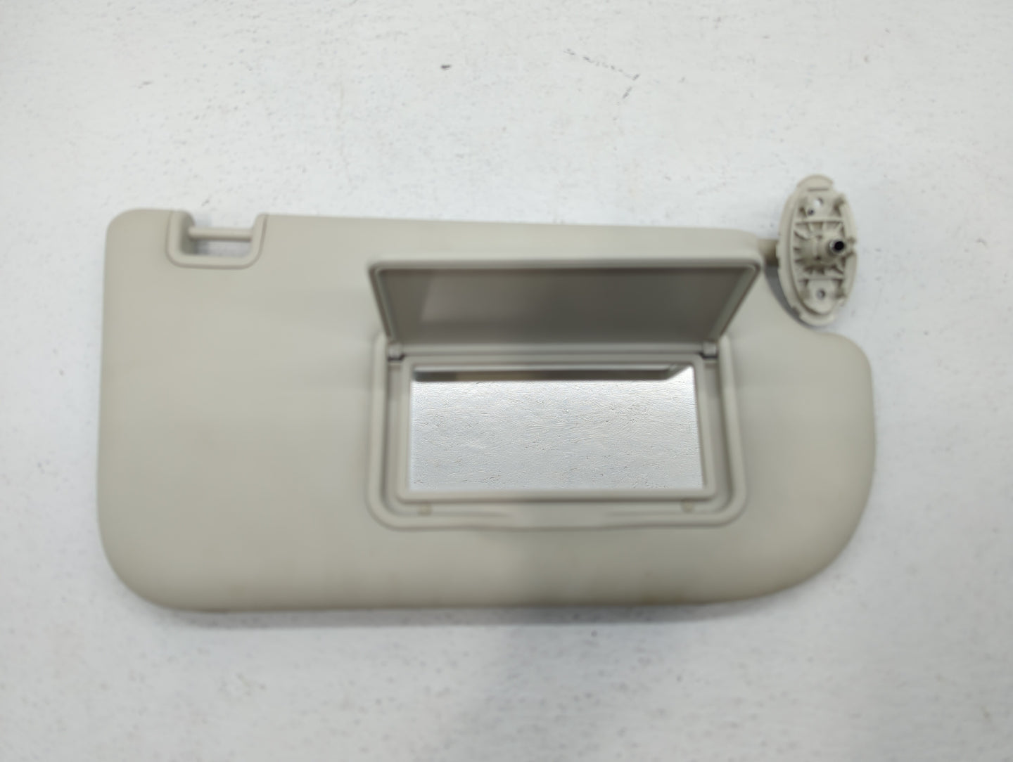 2013-2019 Ford Escape Sun Visor Shade Replacement Passenger Right Mirror Fits Fits 2013 2014 2015 2016 2017 2018 2019 OEM Us