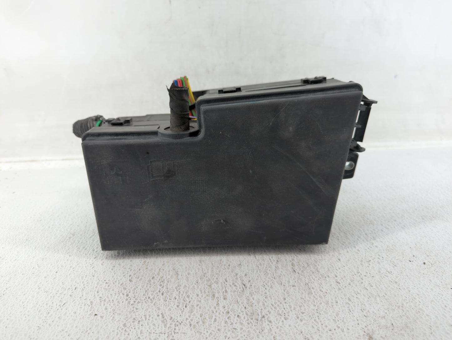 2013-2016 Ford Escape Fusebox Fuse Box Panel Relay Module P/N:AV6T-14A067-AC Fits Fits 2013 2014 2015 2016 OEM Used Auto Par