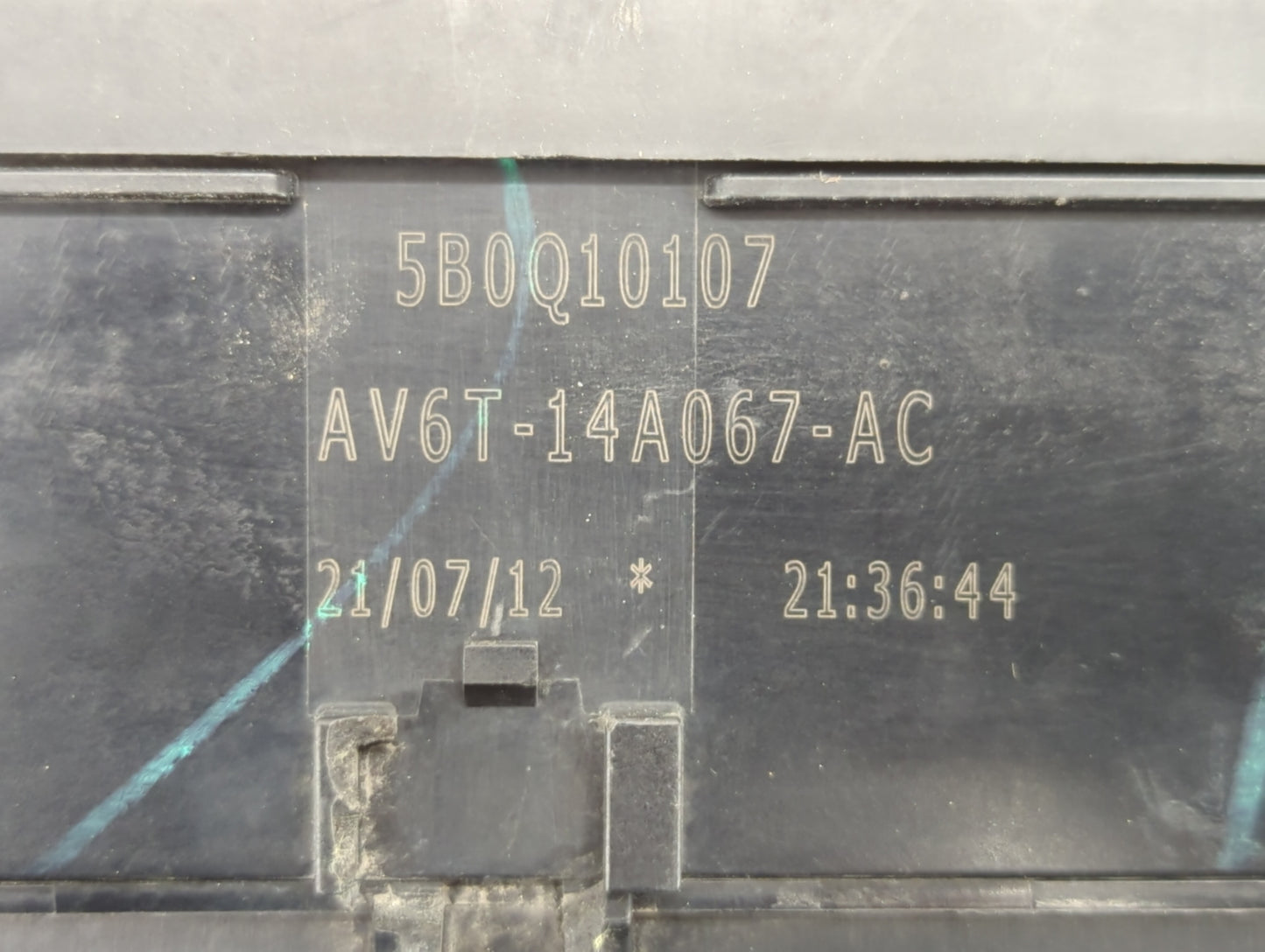 2013-2016 Ford Escape Fusebox Fuse Box Panel Relay Module P/N:AV6T-14A142-AB AV6T-14A067-AC Fits Fits 2013 2014 2015 2016 OE