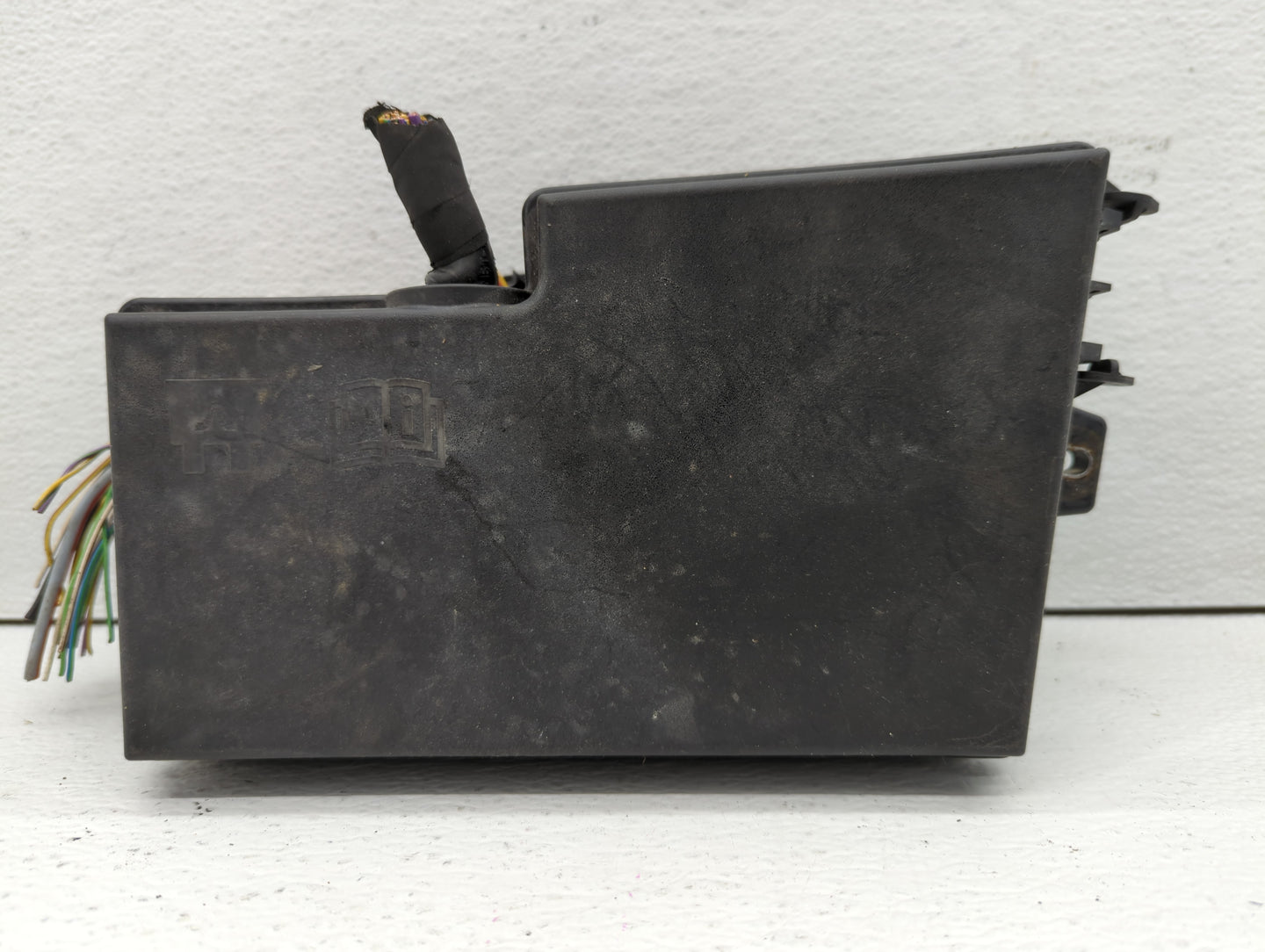 2013-2016 Ford Escape Fusebox Fuse Box Panel Relay Module P/N:AV6T-14A142-AB AV6T-14A067-AC Fits Fits 2013 2014 2015 2016 OE