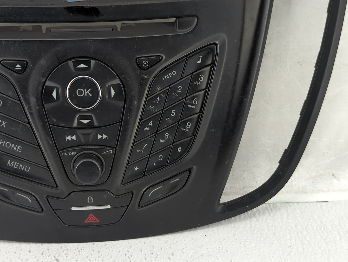 2013-2013 Ford Escape Radio Control Panel - Oemusedautoparts1.com