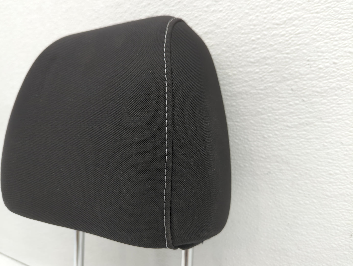 2013-2015 Ford Escape Headrest Head Rest Front Driver Passenger Seat - Oemusedautoparts1.com