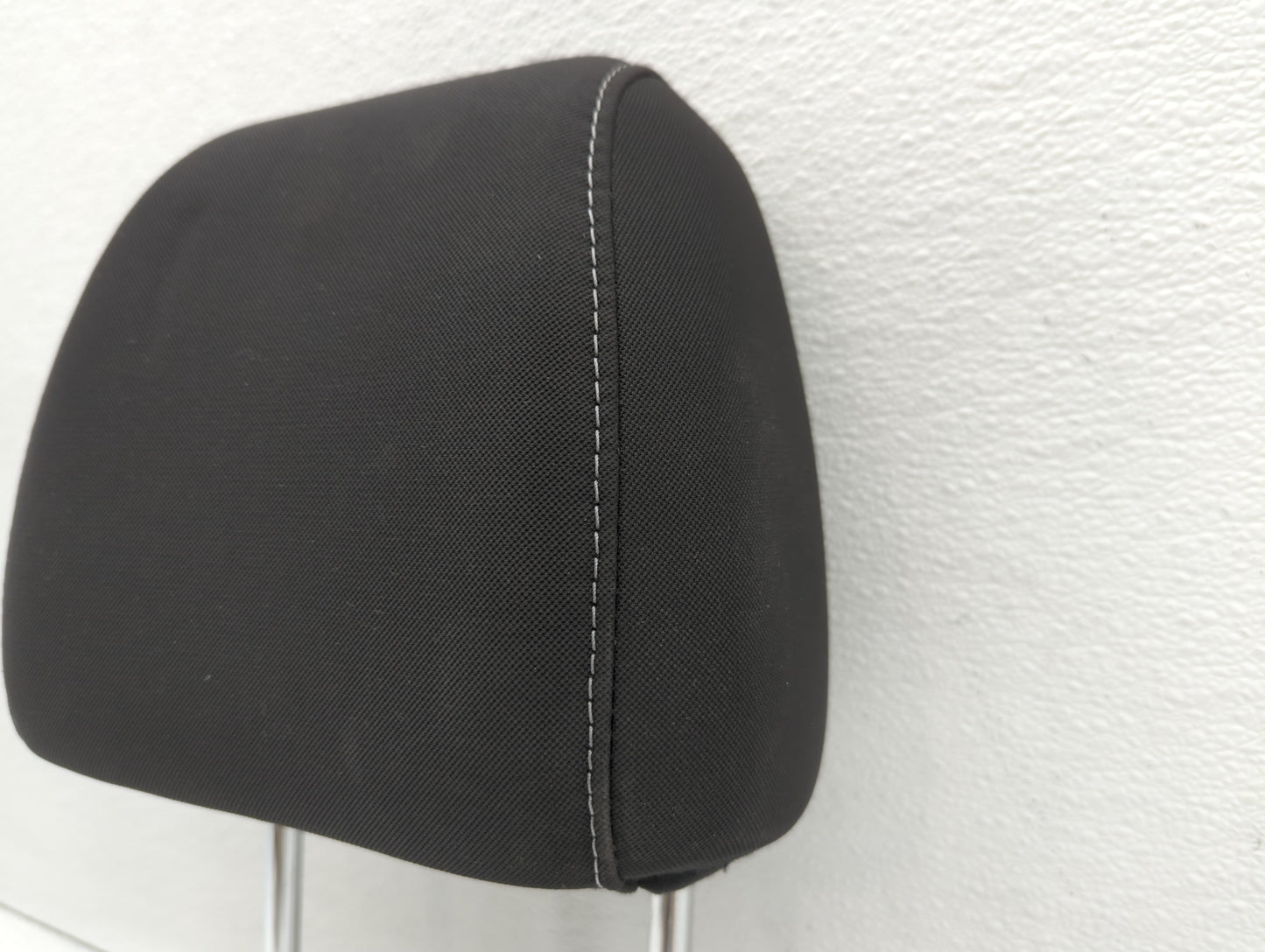 2013-2015 Ford Escape Headrest Head Rest Front Driver Passenger Seat - Oemusedautoparts1.com