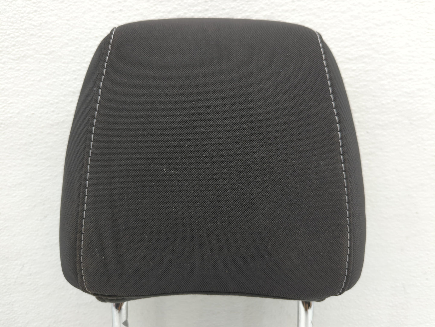 2013-2015 Ford Escape Headrest Head Rest Front Driver Passenger Seat - Oemusedautoparts1.com