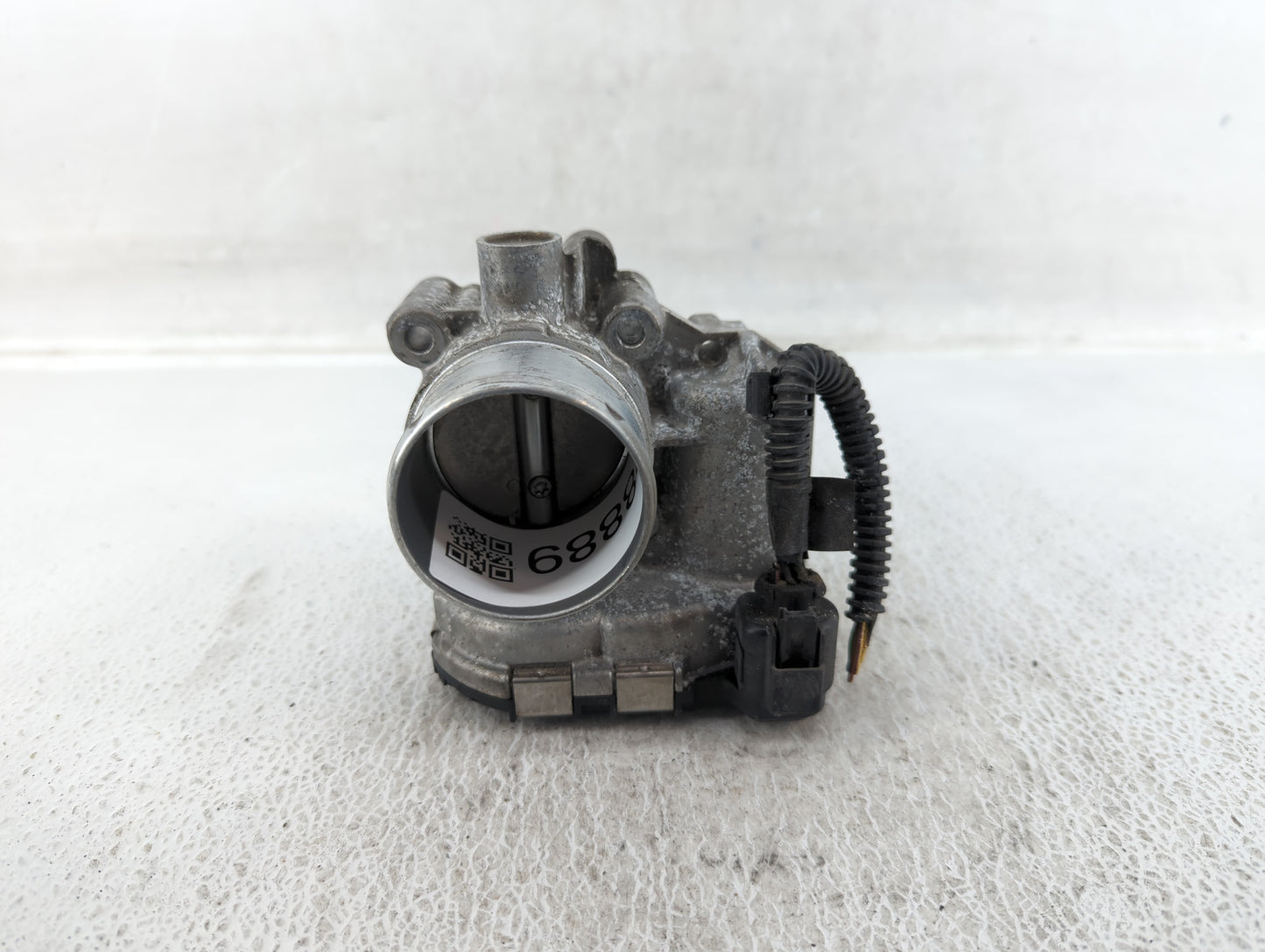 2013-2016 Ford Escape Throttle Body P/N:7S7G-9F991-CA Fits Fits 2013 2014 2015 2016 2017 2018 2019 OEM Used Auto Parts - Oem