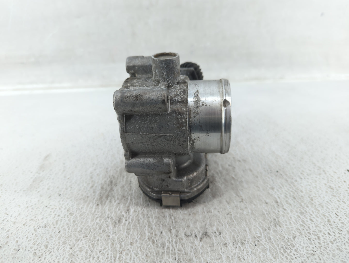 2013-2016 Ford Escape Throttle Body P/N:7S7G-9F991-CA Fits Fits 2013 2014 2015 2016 2017 2018 2019 OEM Used Auto Parts - Oem