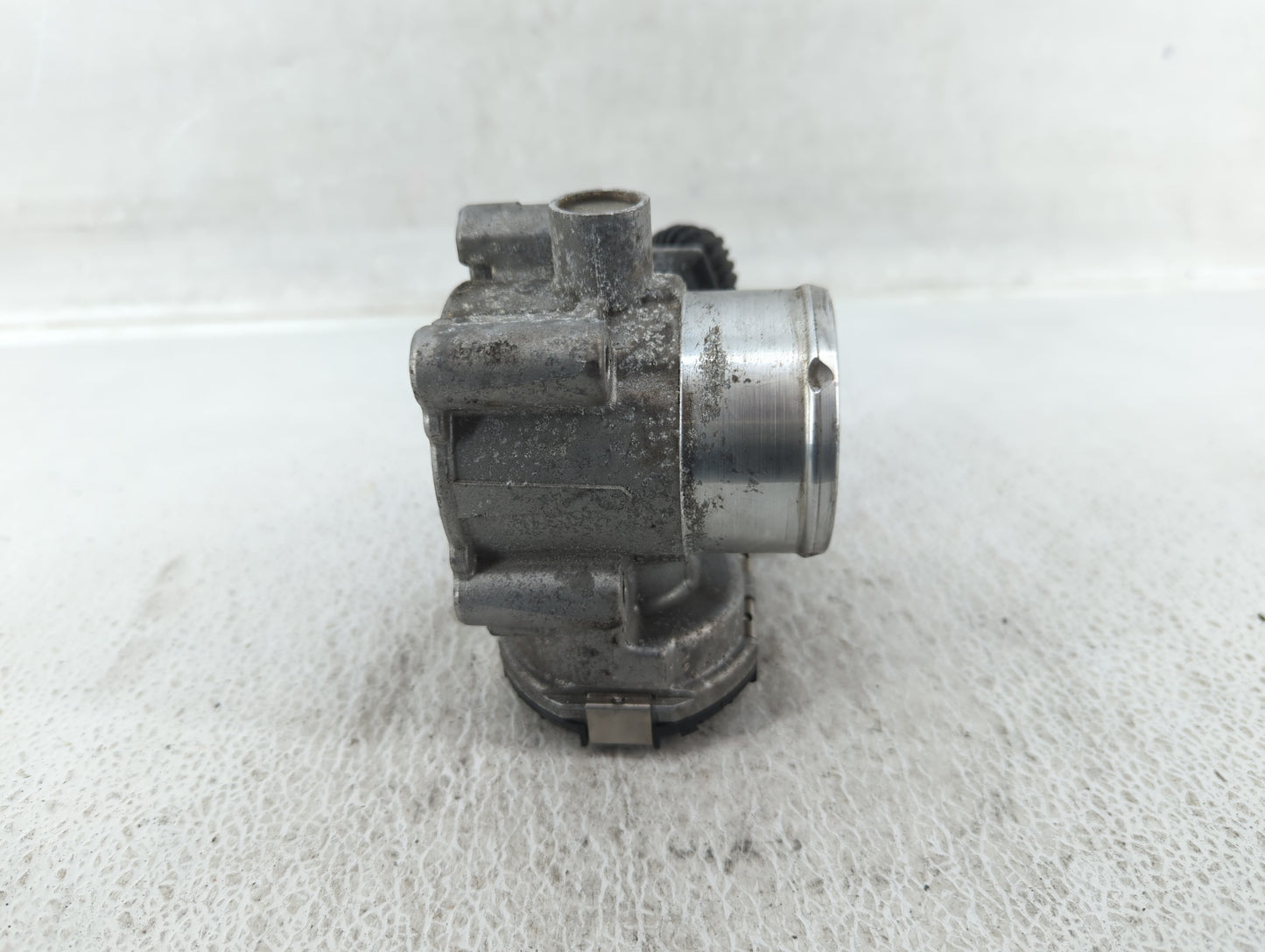 2013-2016 Ford Escape Throttle Body P/N:7S7G-9F991-CA Fits Fits 2013 2014 2015 2016 2017 2018 2019 OEM Used Auto Parts - Oem